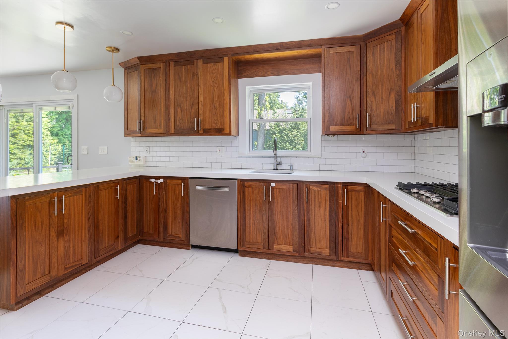 22 Jason Lane, Mamaroneck, NY 10543