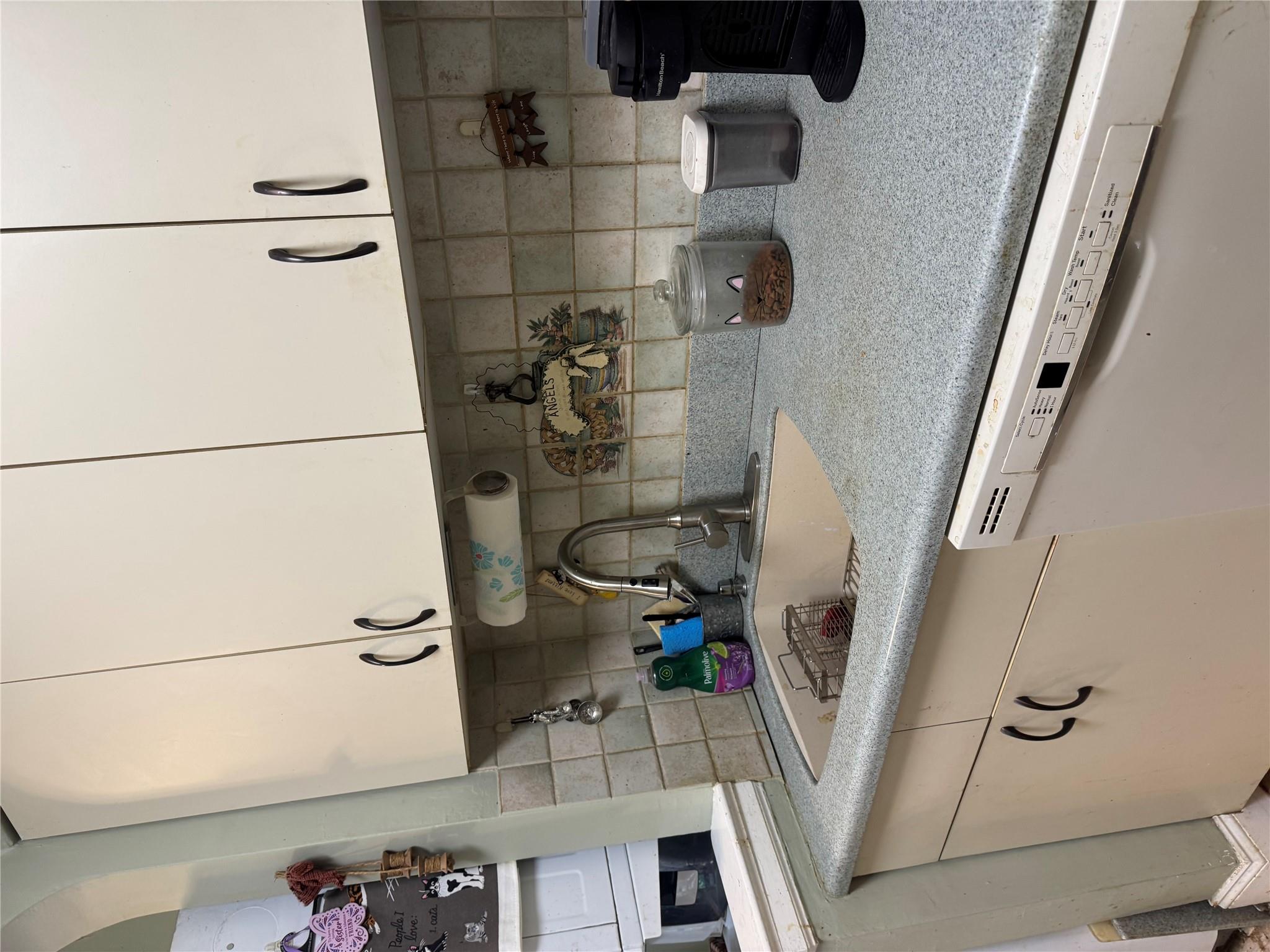 276 Cedarhurst Avenue # B4, Cedarhurst, NY 11516