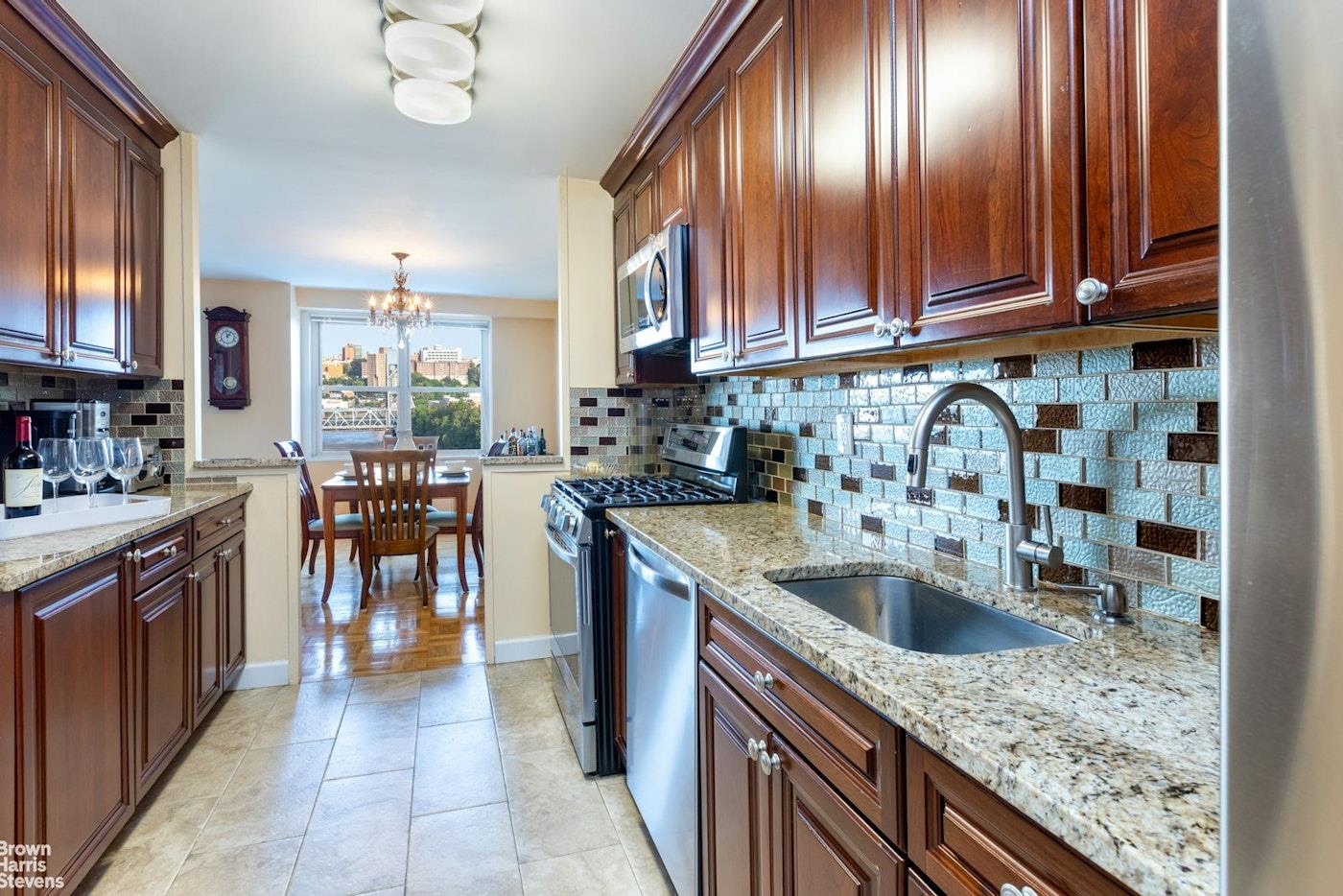 2500 Johnson Avenue # 9P, Bronx, NY 10463