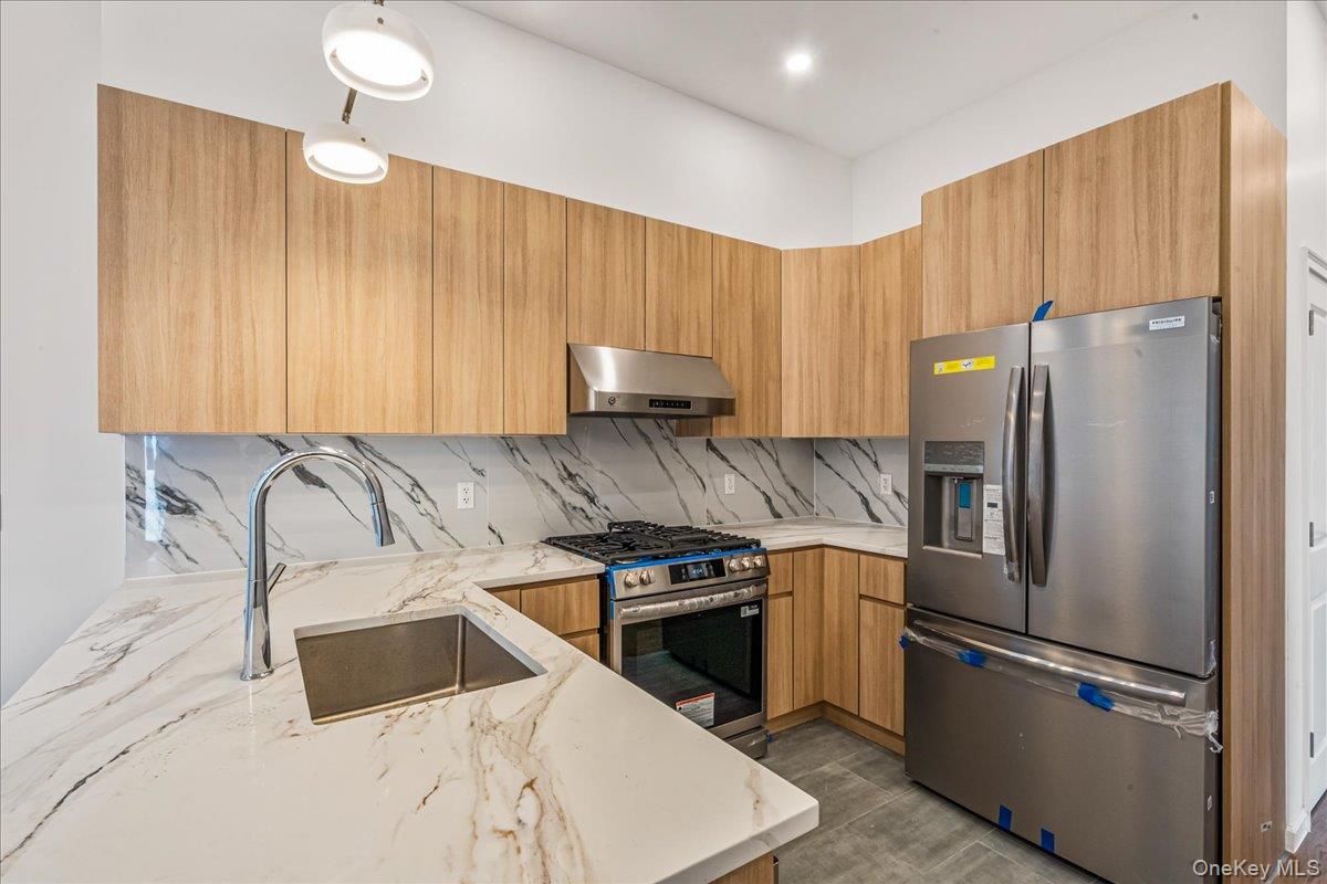 150-33 Hawtree Street, Ozone Park, NY 11417