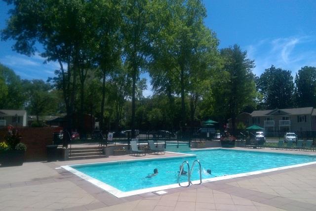 45 Country Club Drive # 34F, Coram, NY 11727