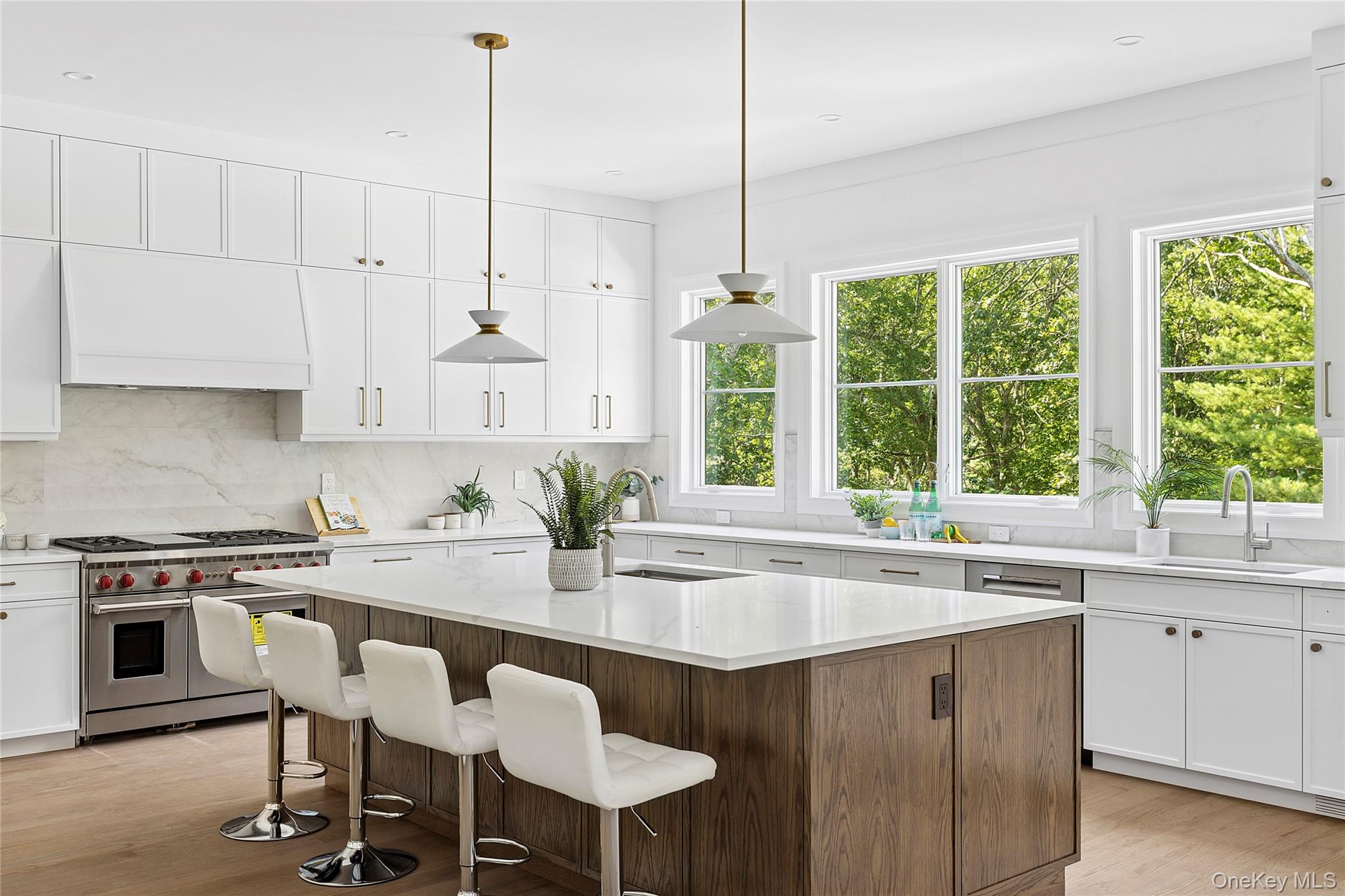 3360 Wunneweta Road, Cutchogue, NY 11935