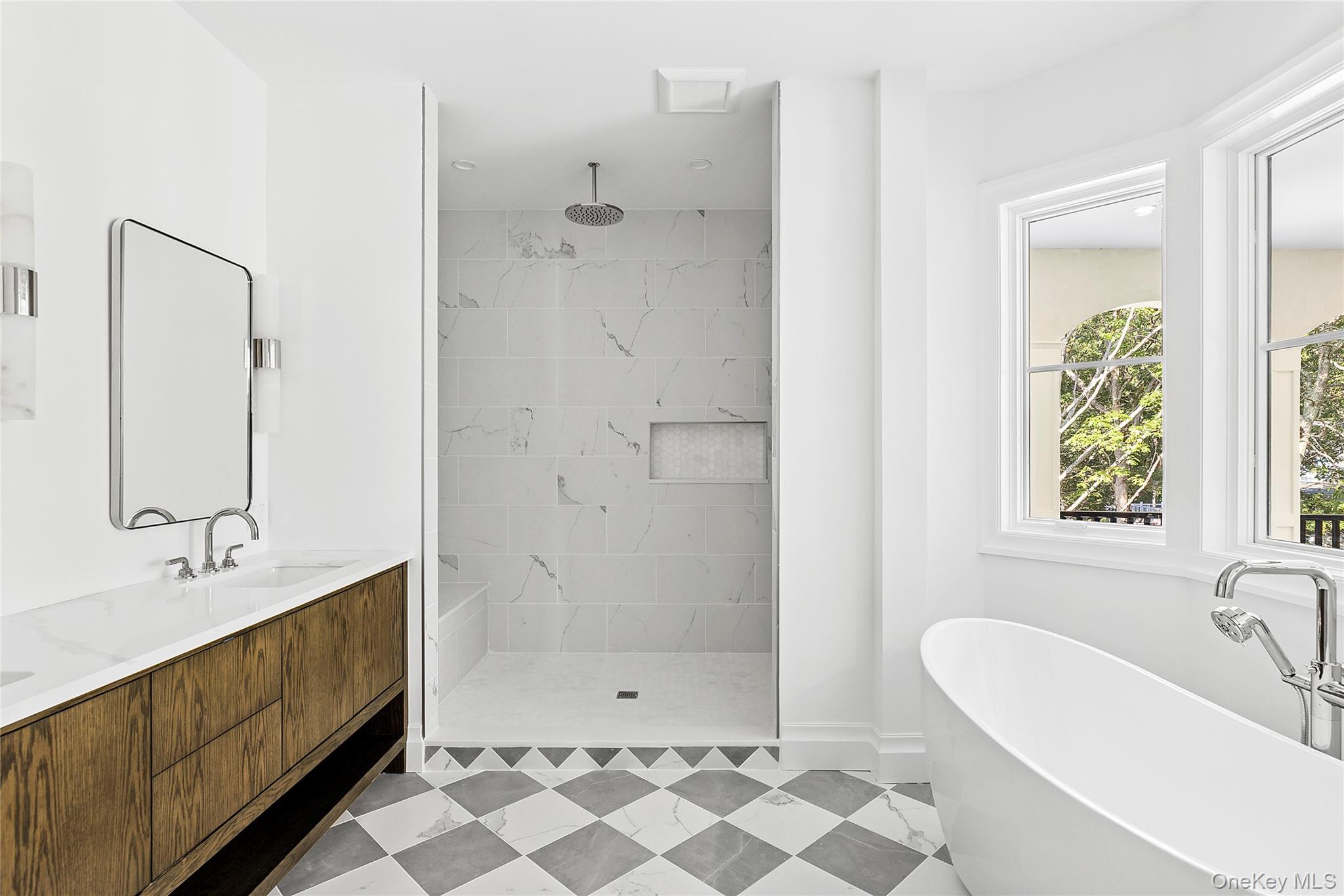 3360 Wunneweta Road, Cutchogue, NY 11935