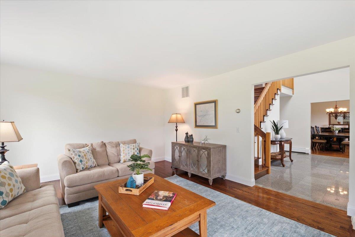 31 Reservoir Court, Carmel, NY 10512