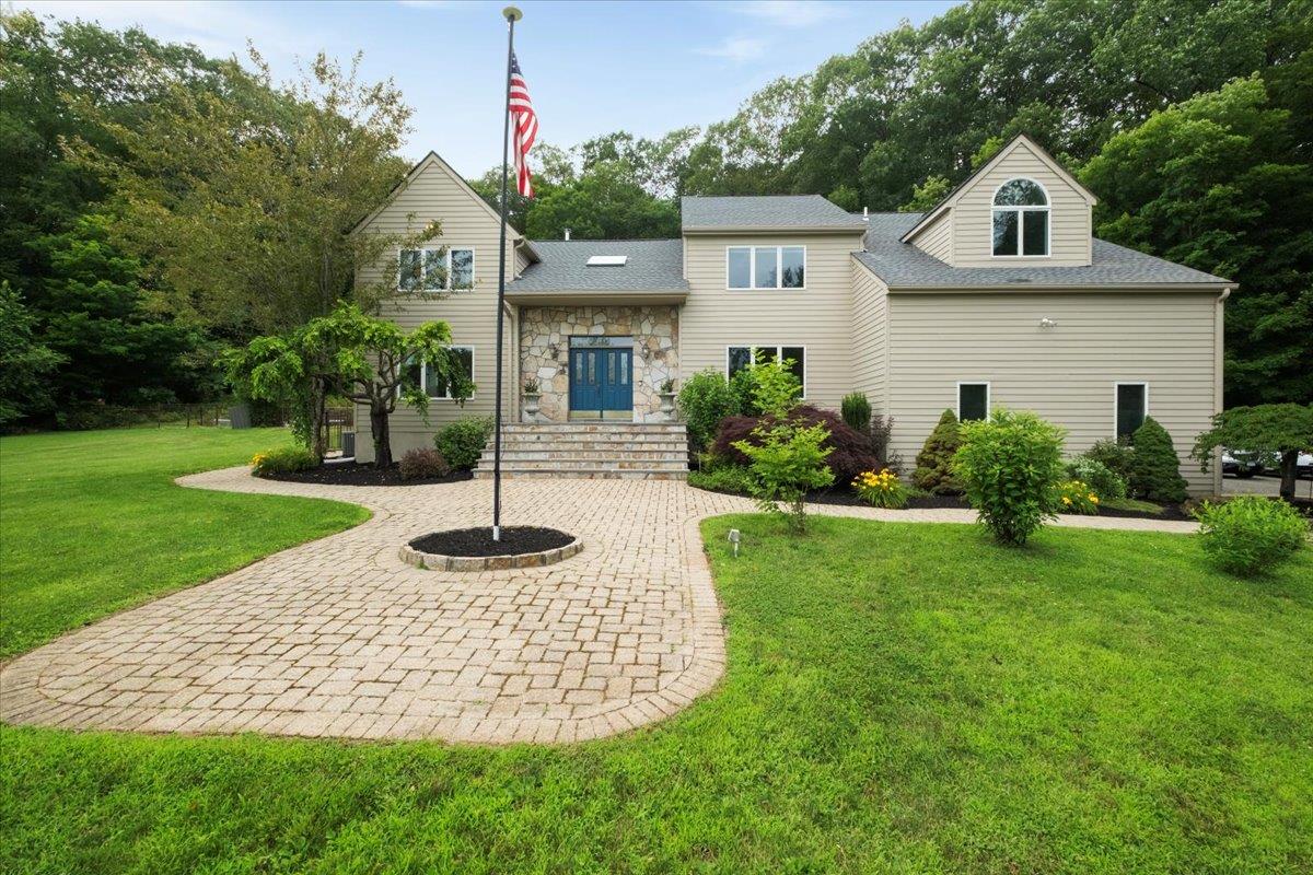 31 Reservoir Court, Carmel, NY 10512