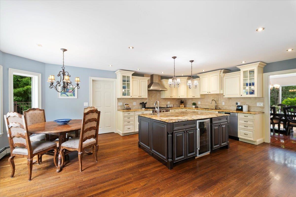 31 Reservoir Court, Carmel, NY 10512