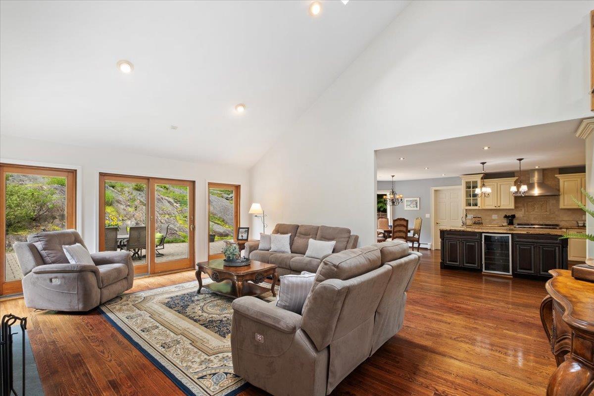 31 Reservoir Court, Carmel, NY 10512