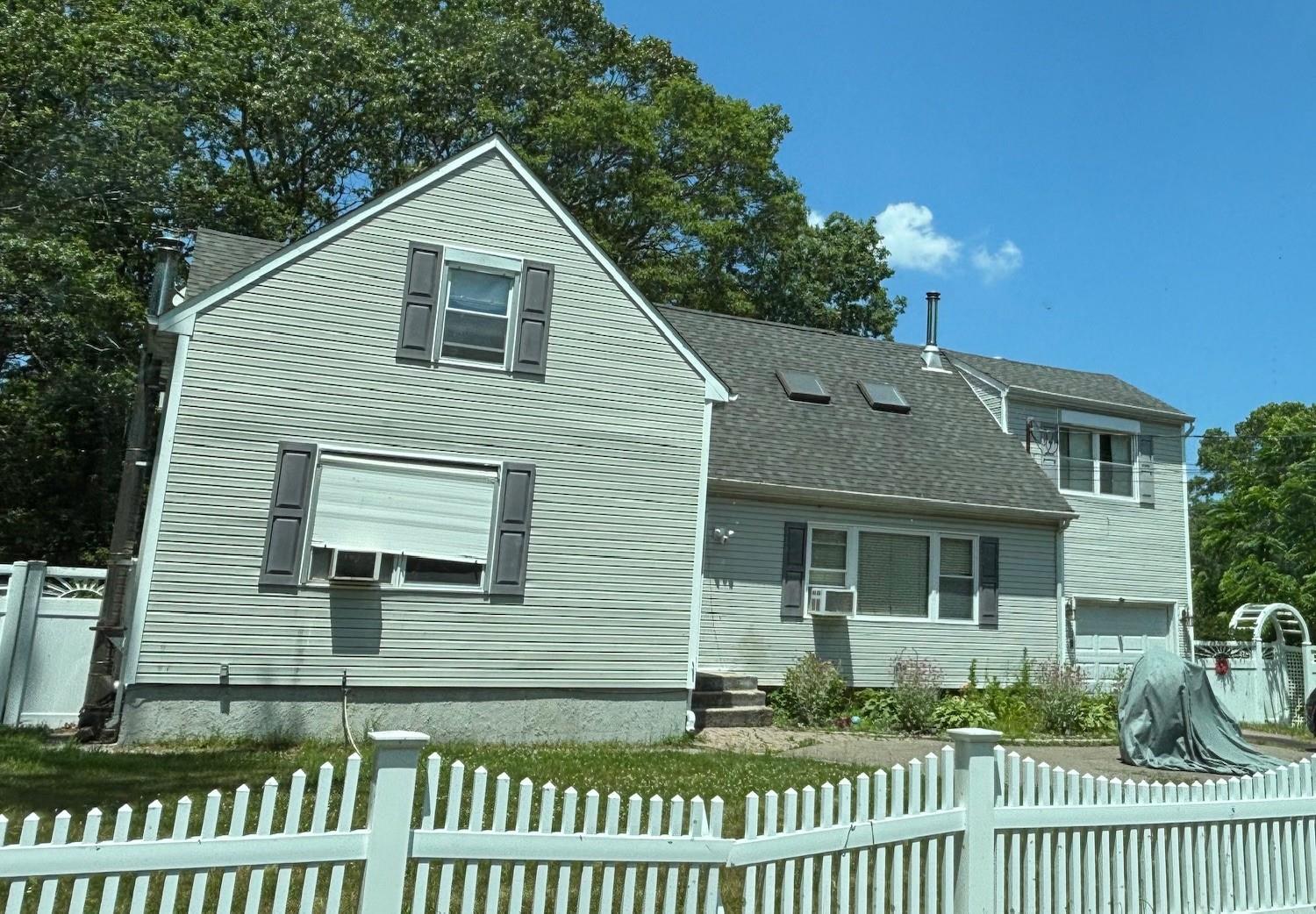 63 Washington Avenue, Mastic Beach, NY 11951