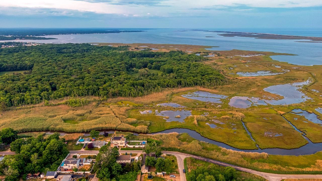 63 Washington Avenue, Mastic Beach, NY 11951