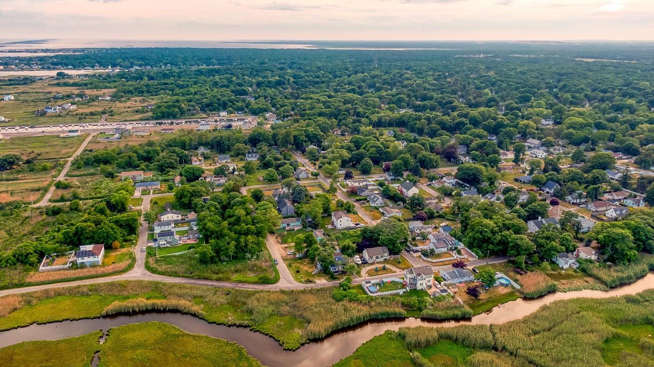 63 Washington Avenue, Mastic Beach, NY 11951