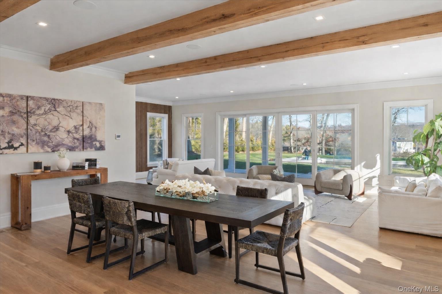 2590 Cox Neck Road, Mattituck, NY 11952