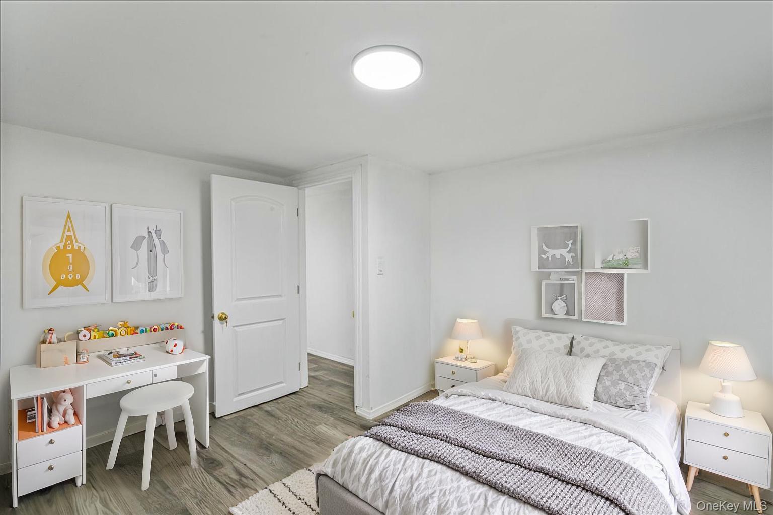 325 Pennsylvania Avenue, Roosevelt, NY 11575