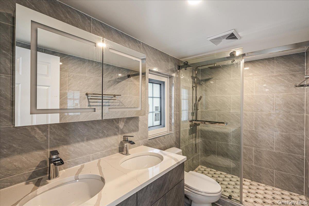 150-21 Hawtree Street, Ozone Park, NY 11417