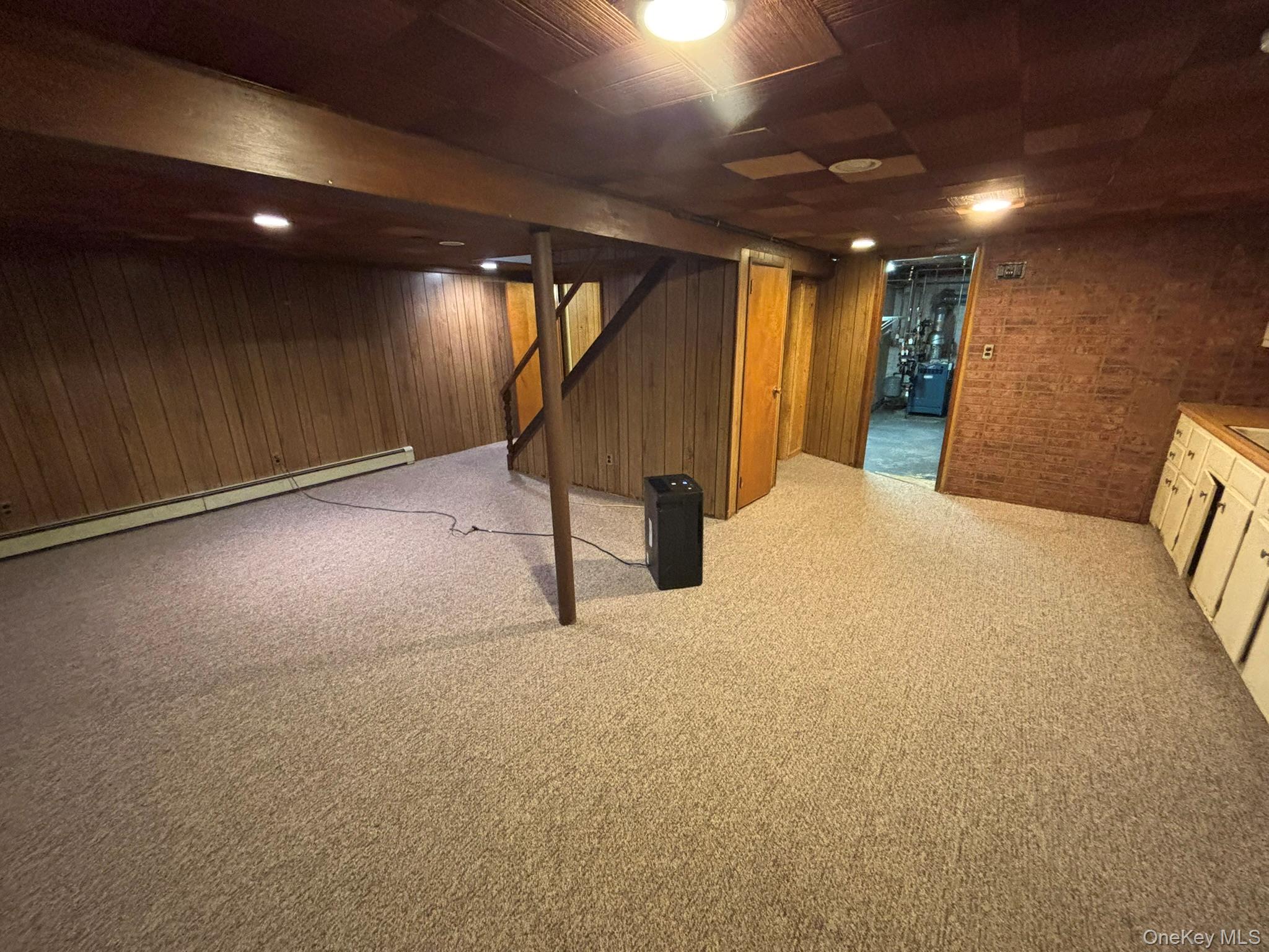 166 Evans Street, New Hyde Park, NY 11040