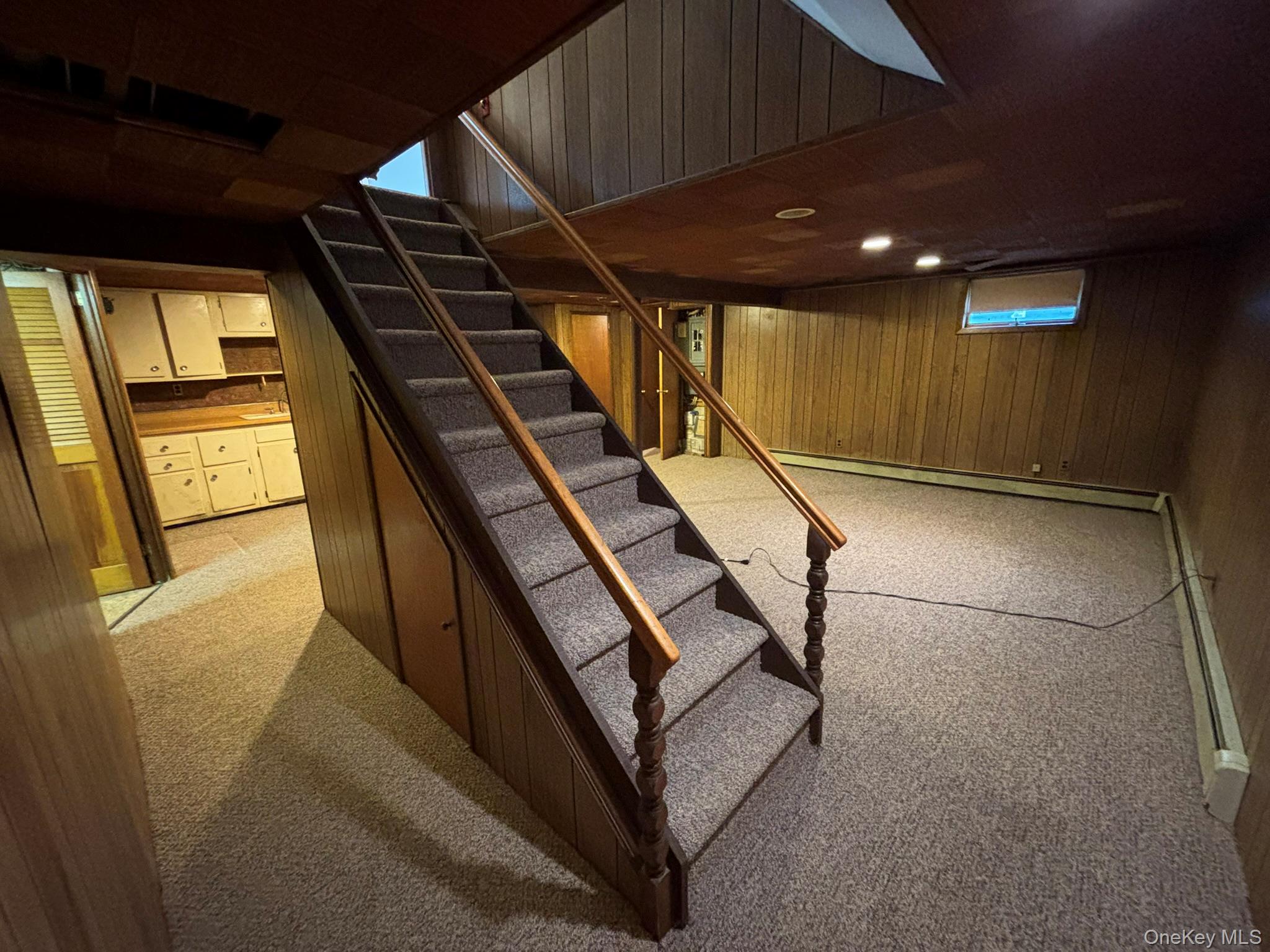 166 Evans Street, New Hyde Park, NY 11040