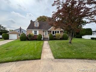 166 Evans Street, New Hyde Park, NY 11040