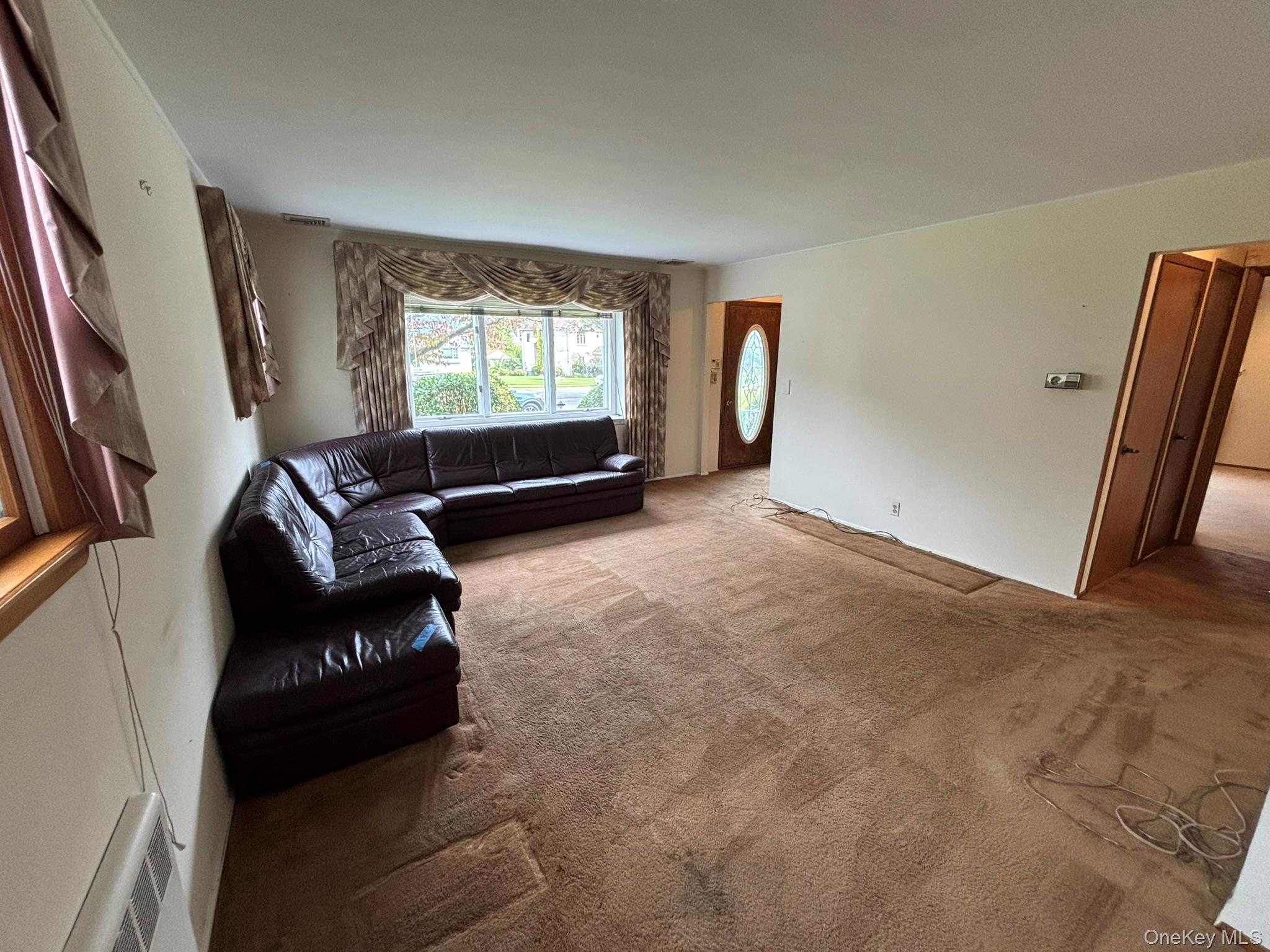 166 Evans Street, New Hyde Park, NY 11040