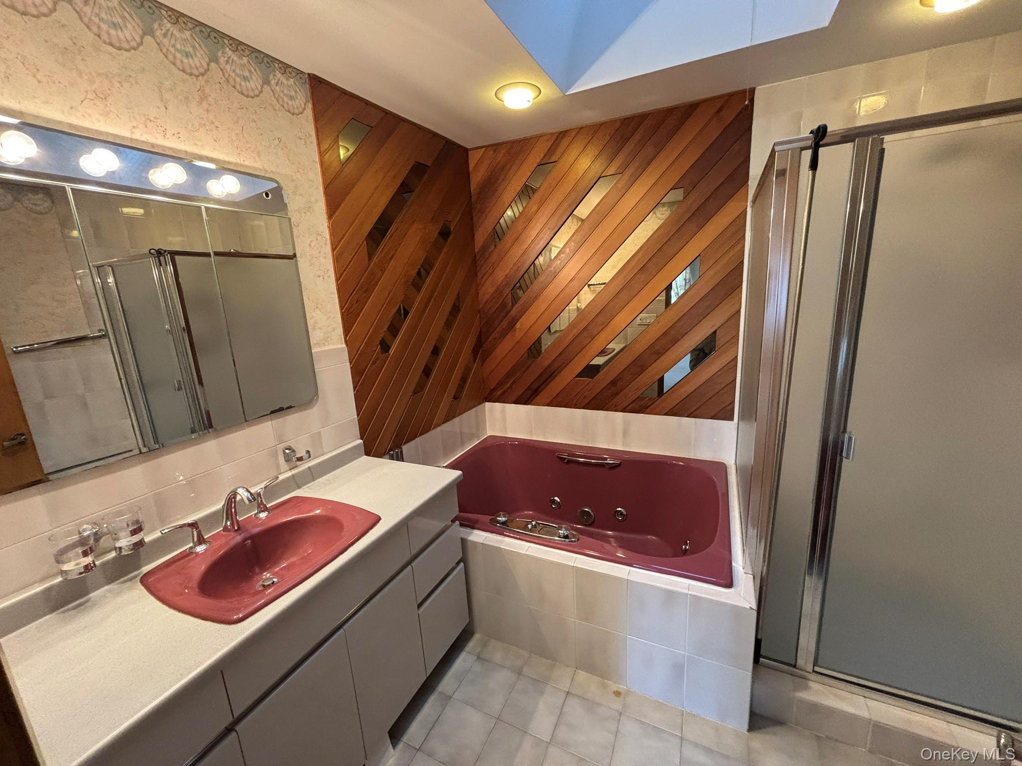 166 Evans Street, New Hyde Park, NY 11040