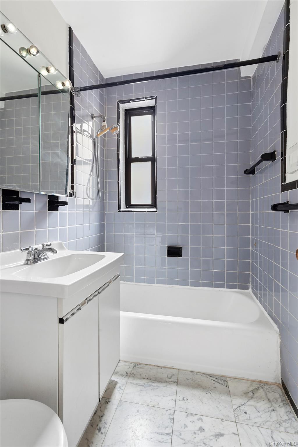 330 E 70th Street # 6E, New York (Manhattan), NY 10021