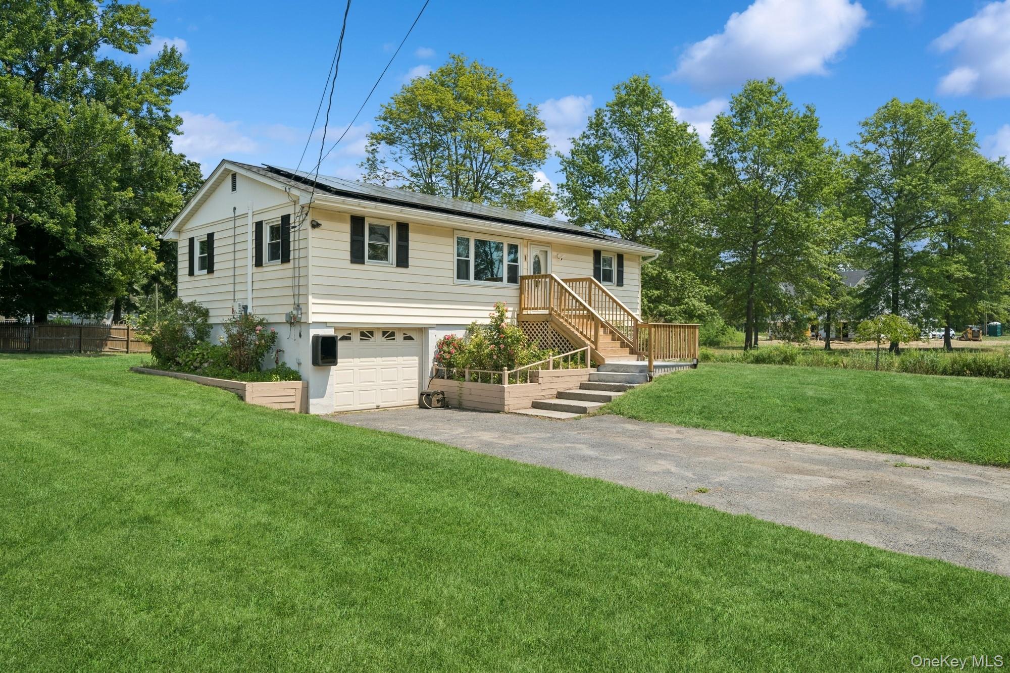 7 Bigert Drive, New Hampton, NY 10958