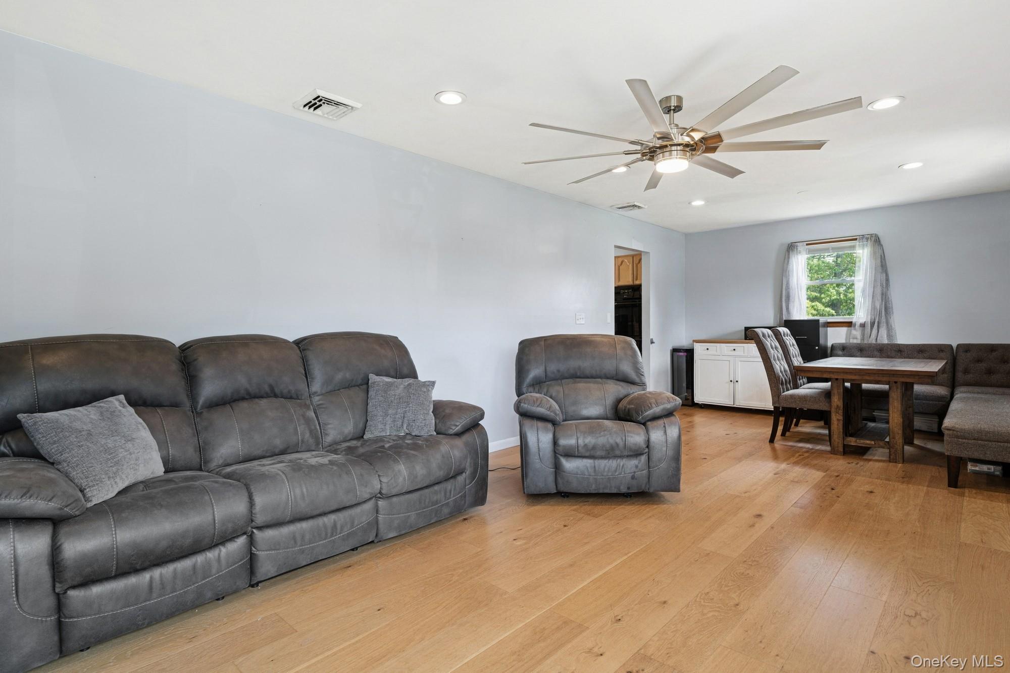 7 Bigert Drive, New Hampton, NY 10958