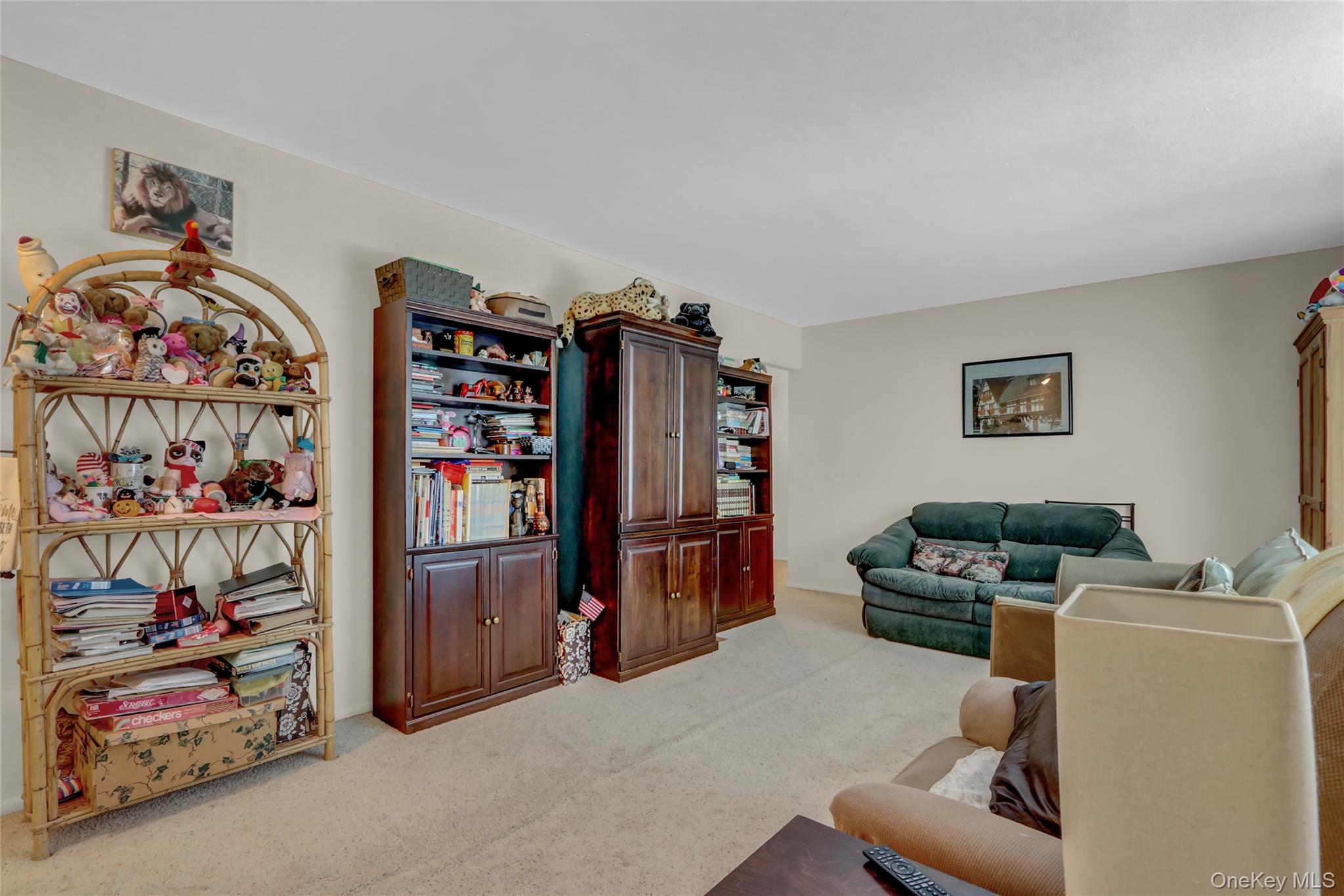 205 Edmunton Drive # H17, North Babylon, NY 11703