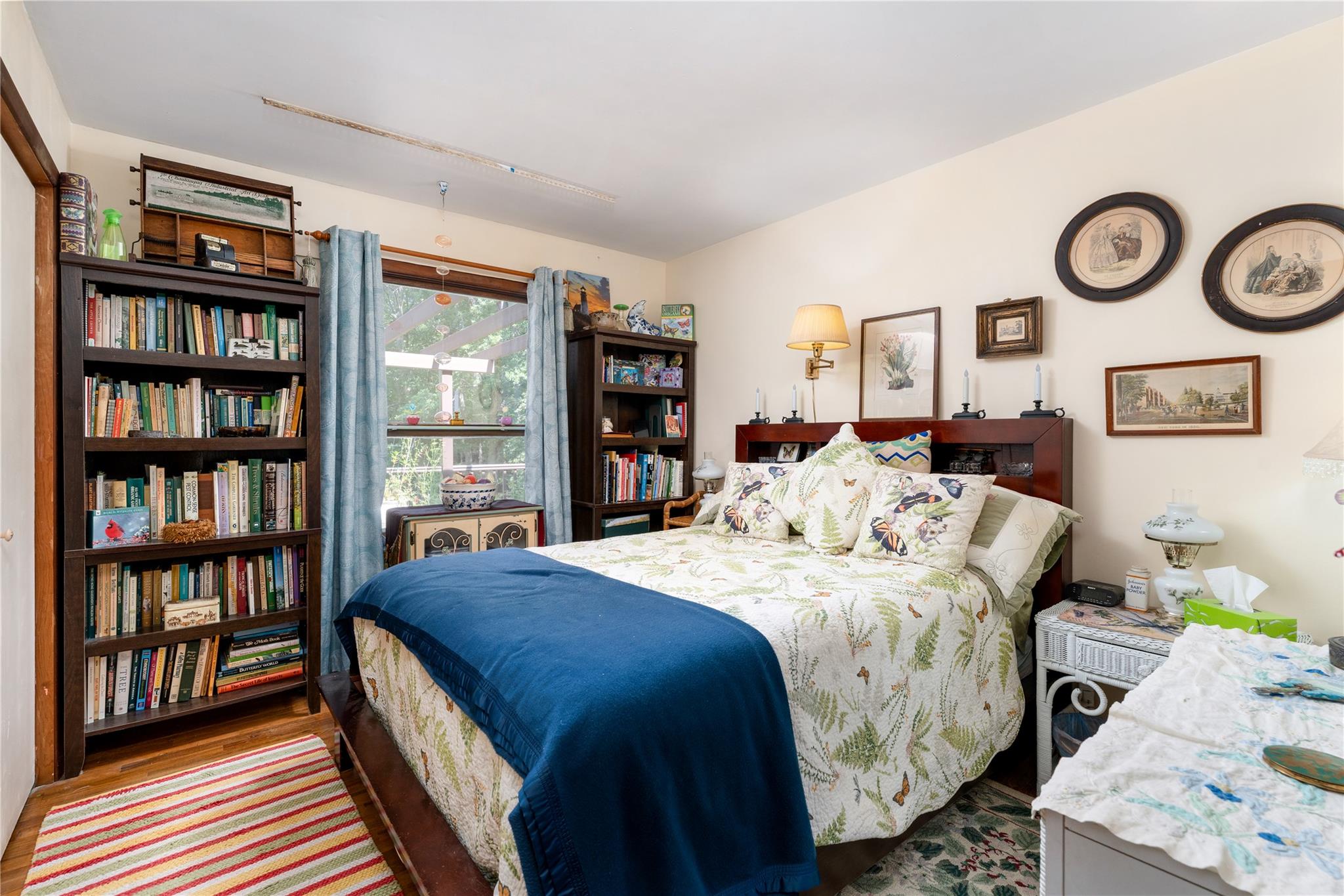 21 W Bartlett Road, Middle Island, NY 11953