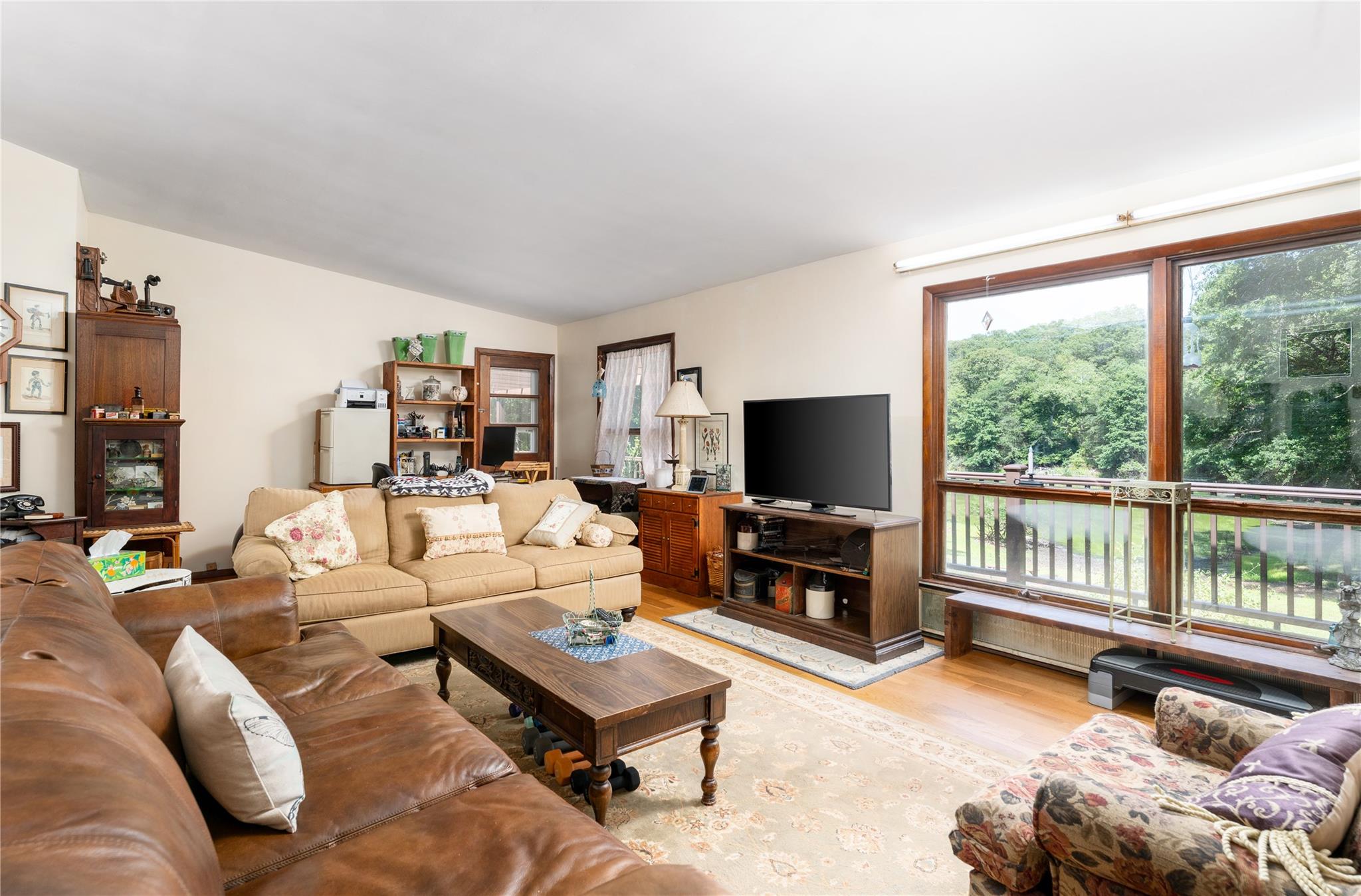 21 W Bartlett Road, Middle Island, NY 11953