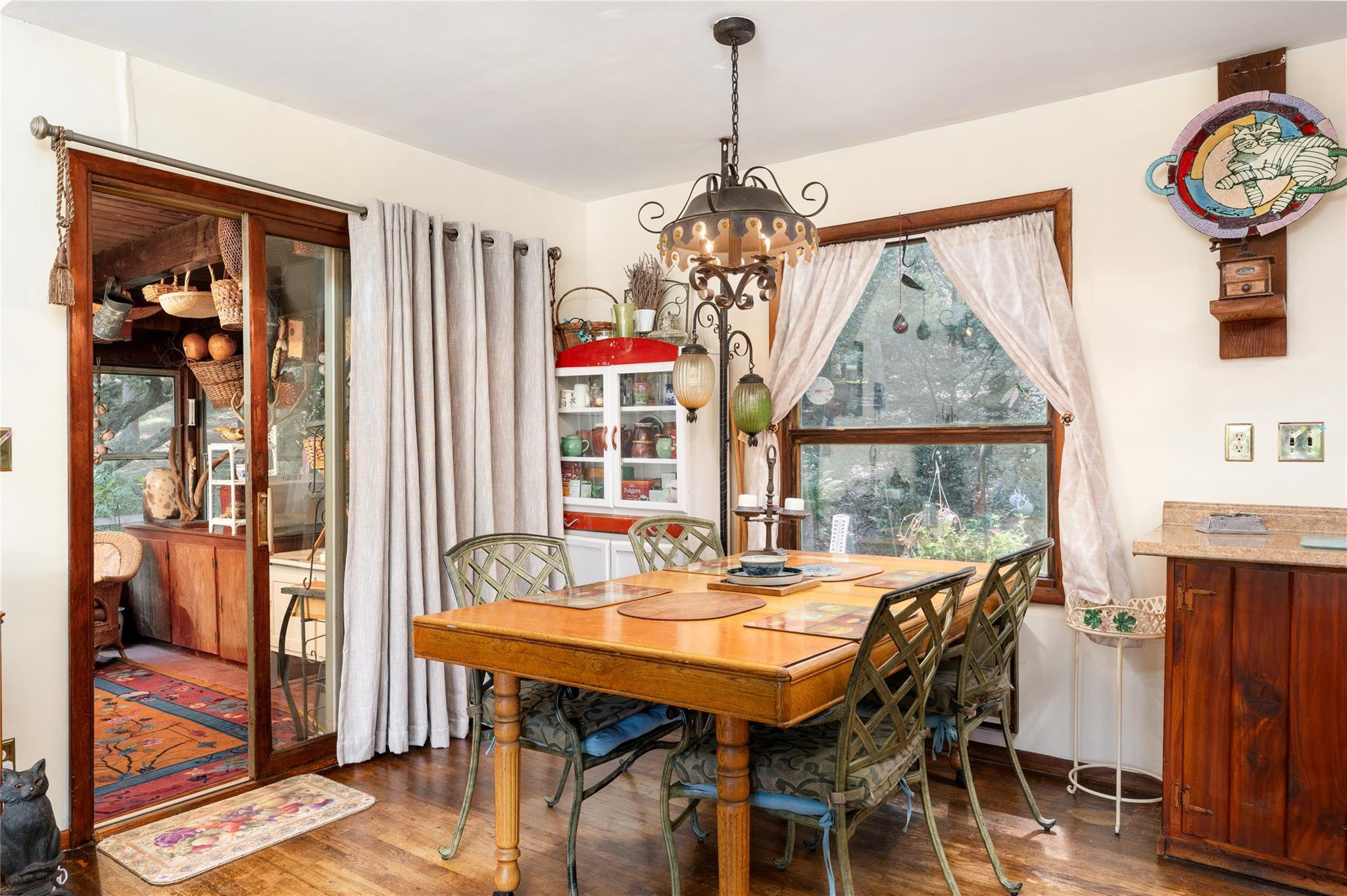 21 W Bartlett Road, Middle Island, NY 11953