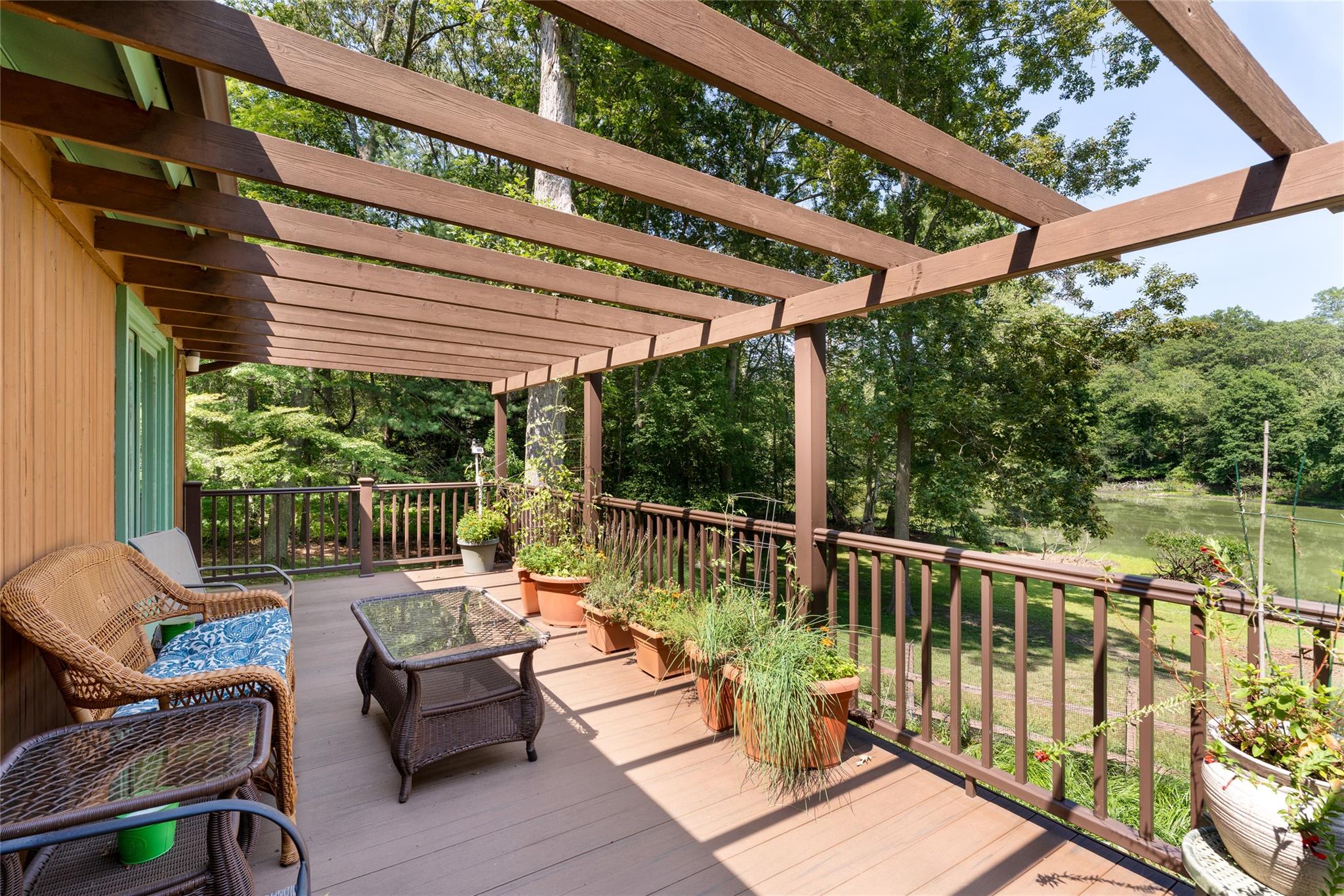 21 W Bartlett Road, Middle Island, NY 11953