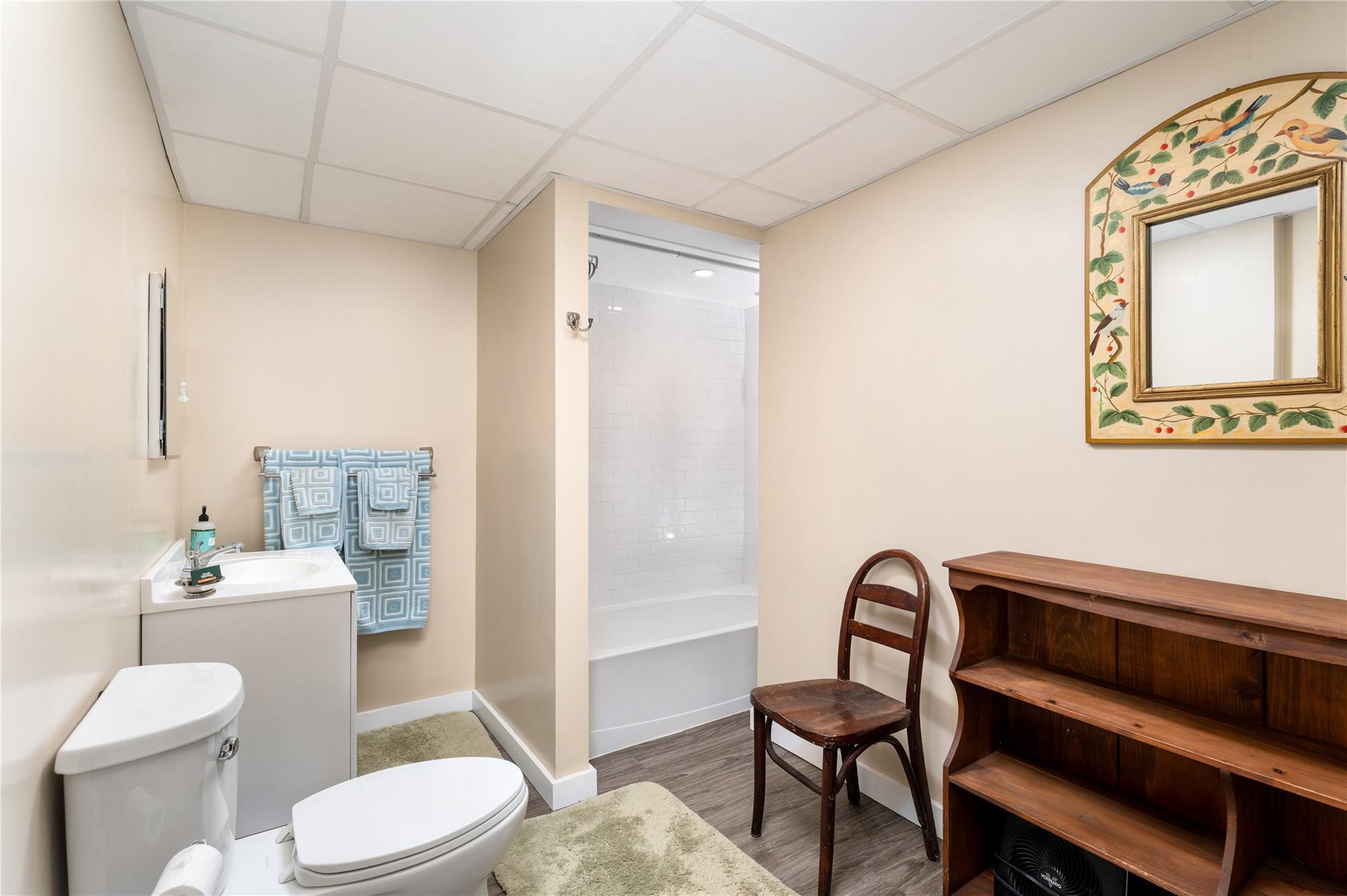 21 W Bartlett Road, Middle Island, NY 11953