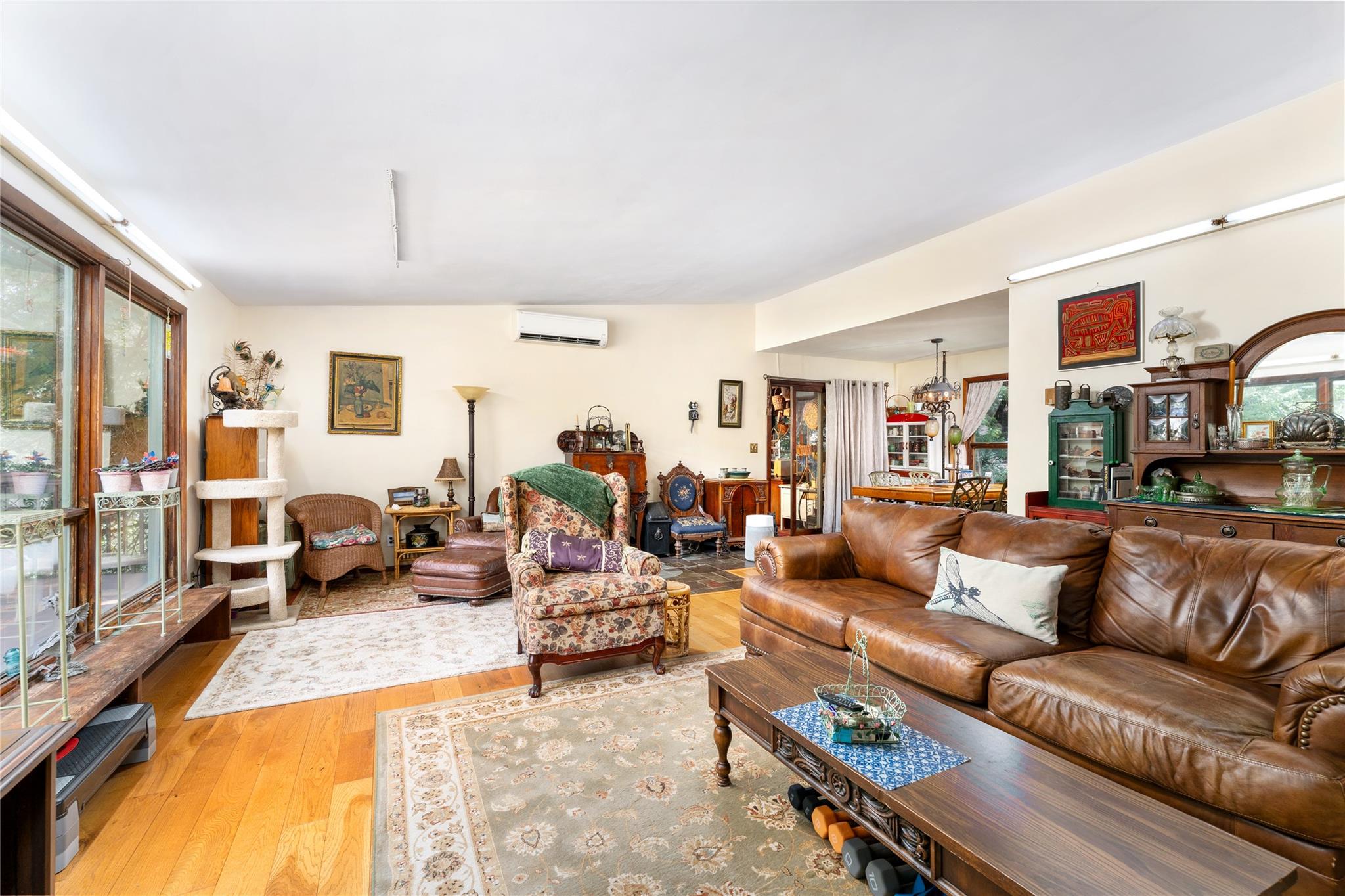 21 W Bartlett Road, Middle Island, NY 11953