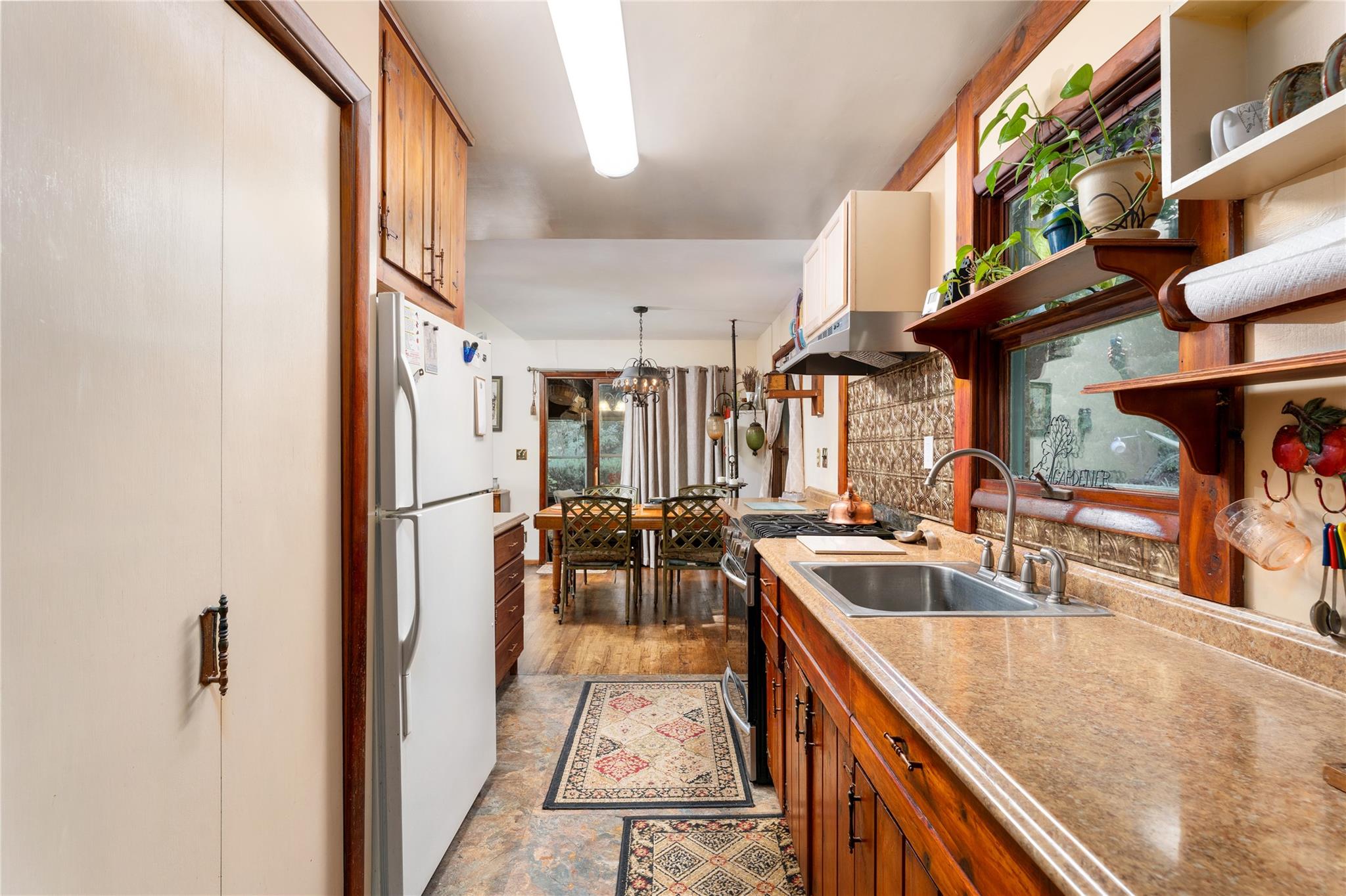 21 W Bartlett Road, Middle Island, NY 11953