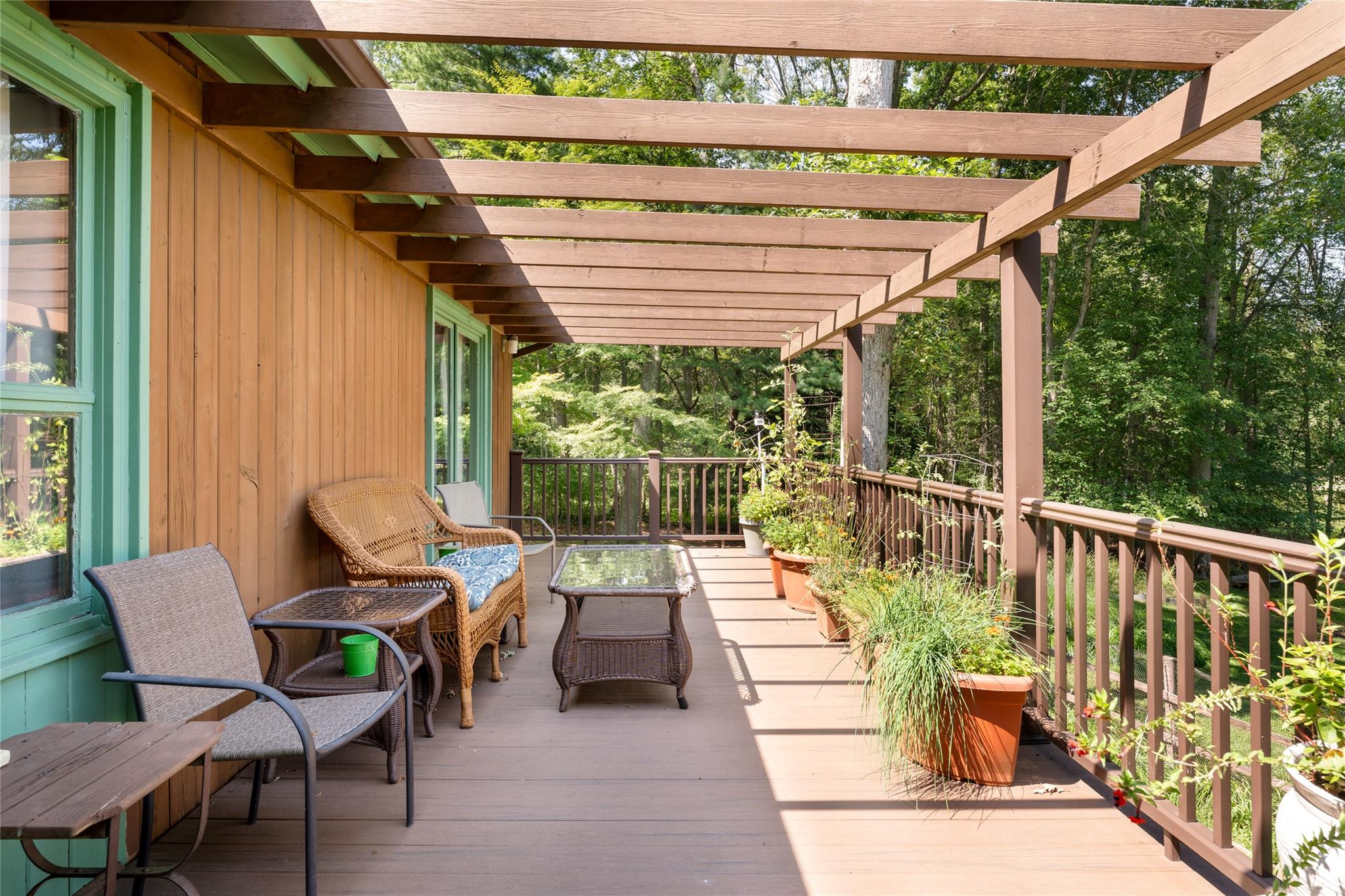 21 W Bartlett Road, Middle Island, NY 11953