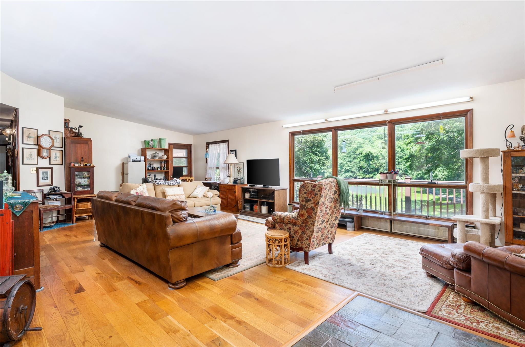 21 W Bartlett Road, Middle Island, NY 11953