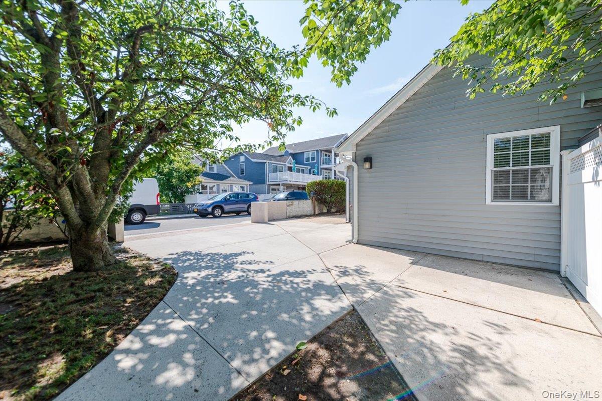 101 California Street, Long Beach, NY 11561