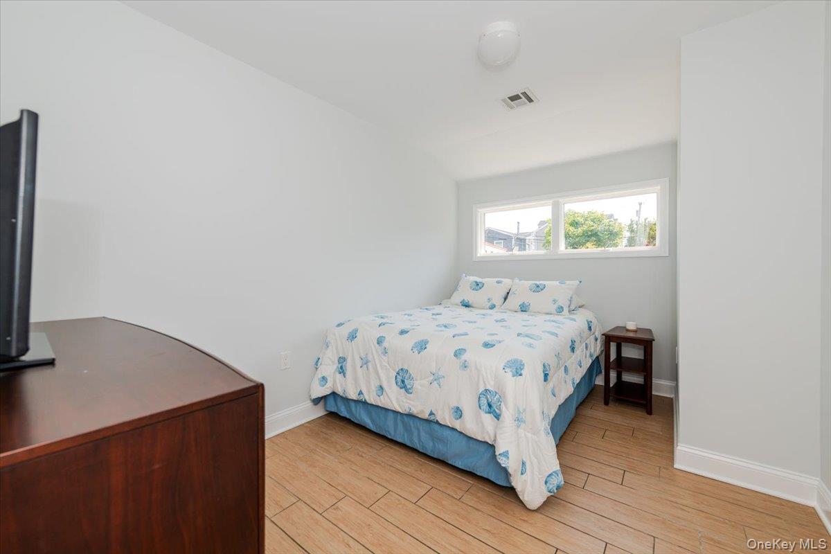 101 California Street, Long Beach, NY 11561