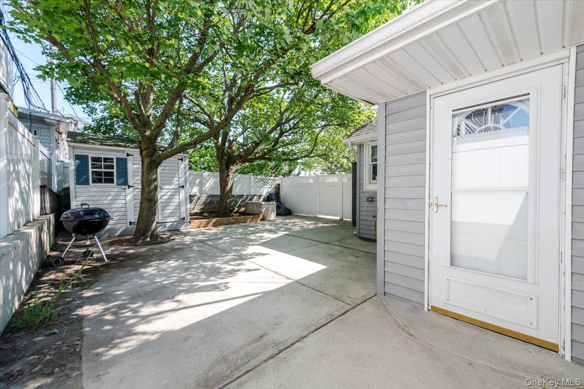 101 California Street, Long Beach, NY 11561