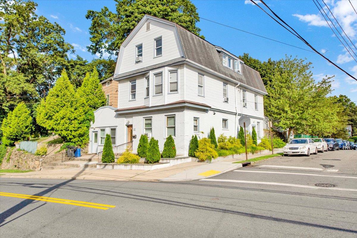 308 5th Avenue, New Rochelle, NY 10801