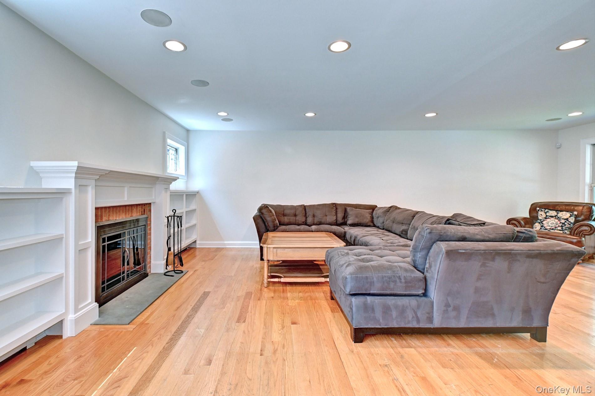 12 Russell Drive, Wading River, NY 11972