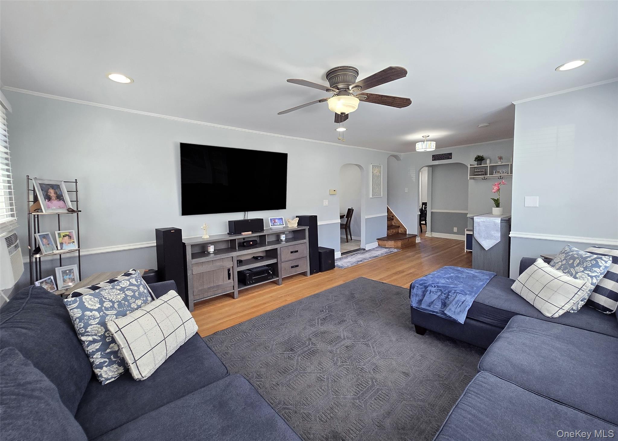 945 Benedict Street, Bohemia, NY 11716