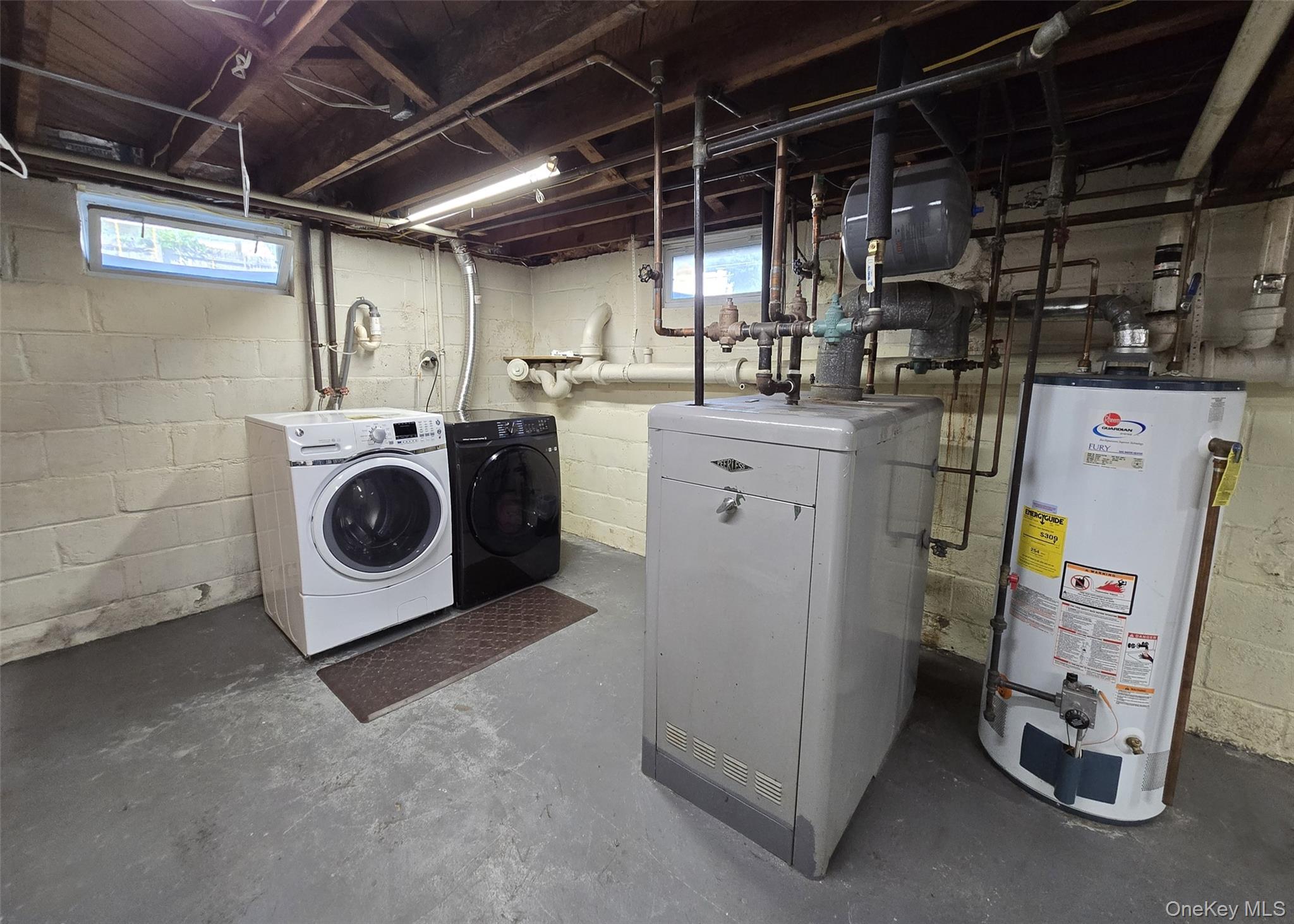 945 Benedict Street, Bohemia, NY 11716