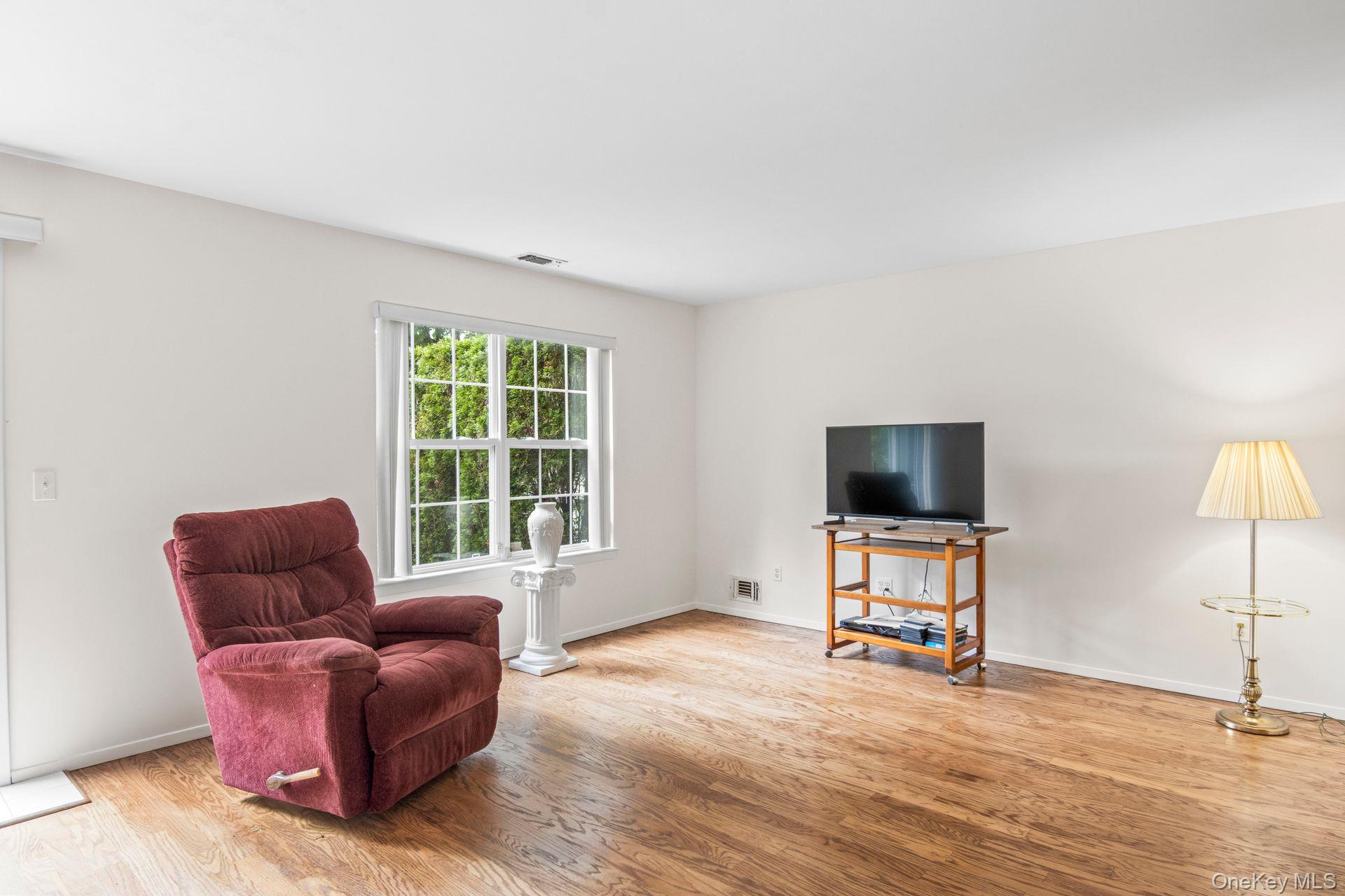 124 Erin Lane, East Setauket, NY 11733