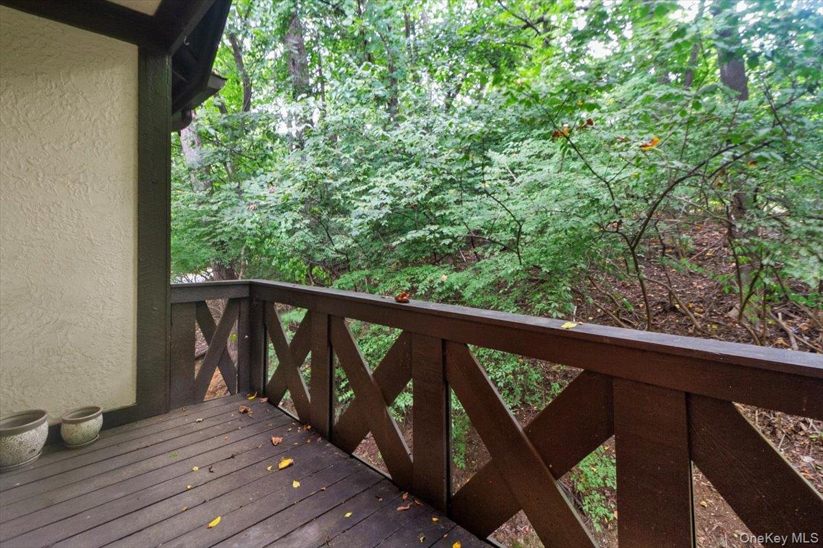 36 Foxwood Drive # 6, Pleasantville, NY 10570