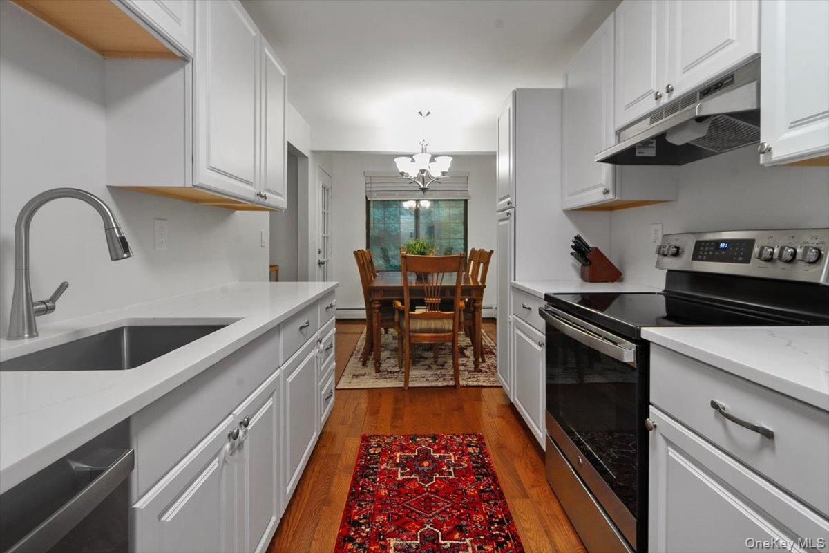 36 Foxwood Drive # 6, Pleasantville, NY 10570