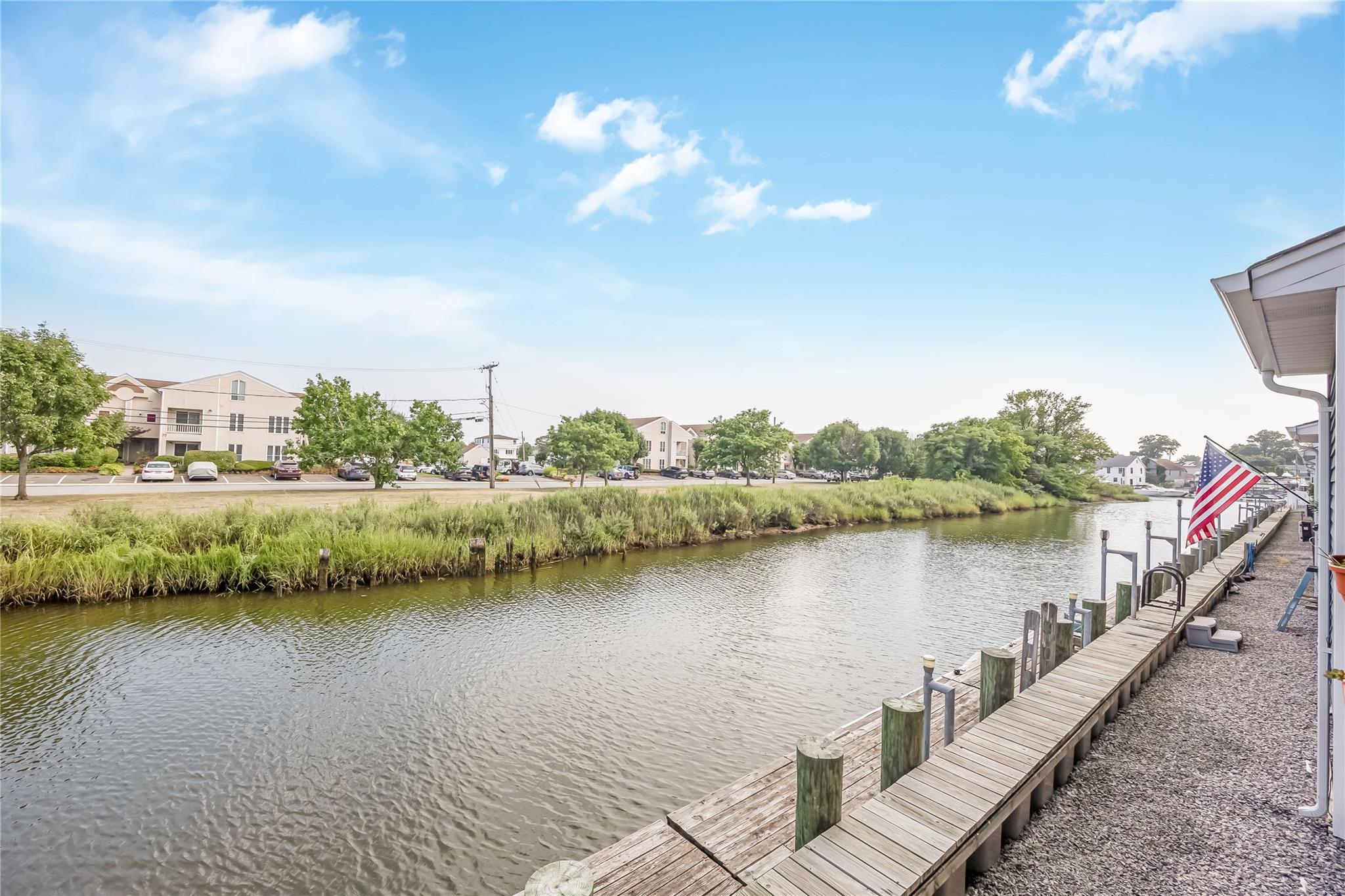 116 Westend Avenue # 21, Freeport, NY 11520