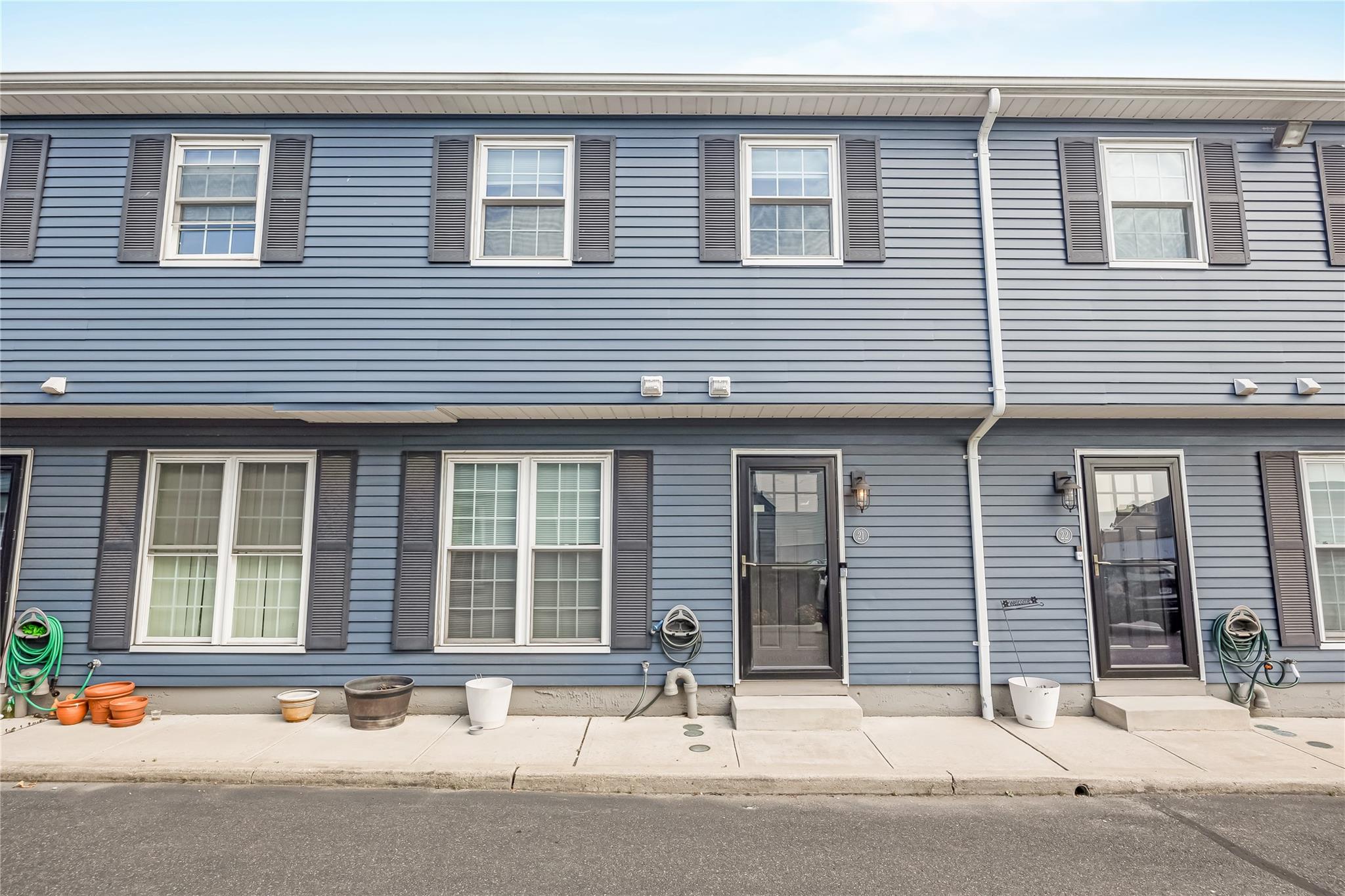 116 Westend Avenue # 21, Freeport, NY 11520