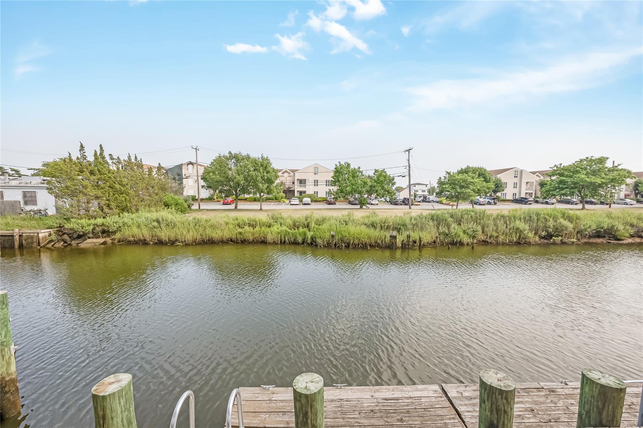 116 Westend Avenue # 21, Freeport, NY 11520