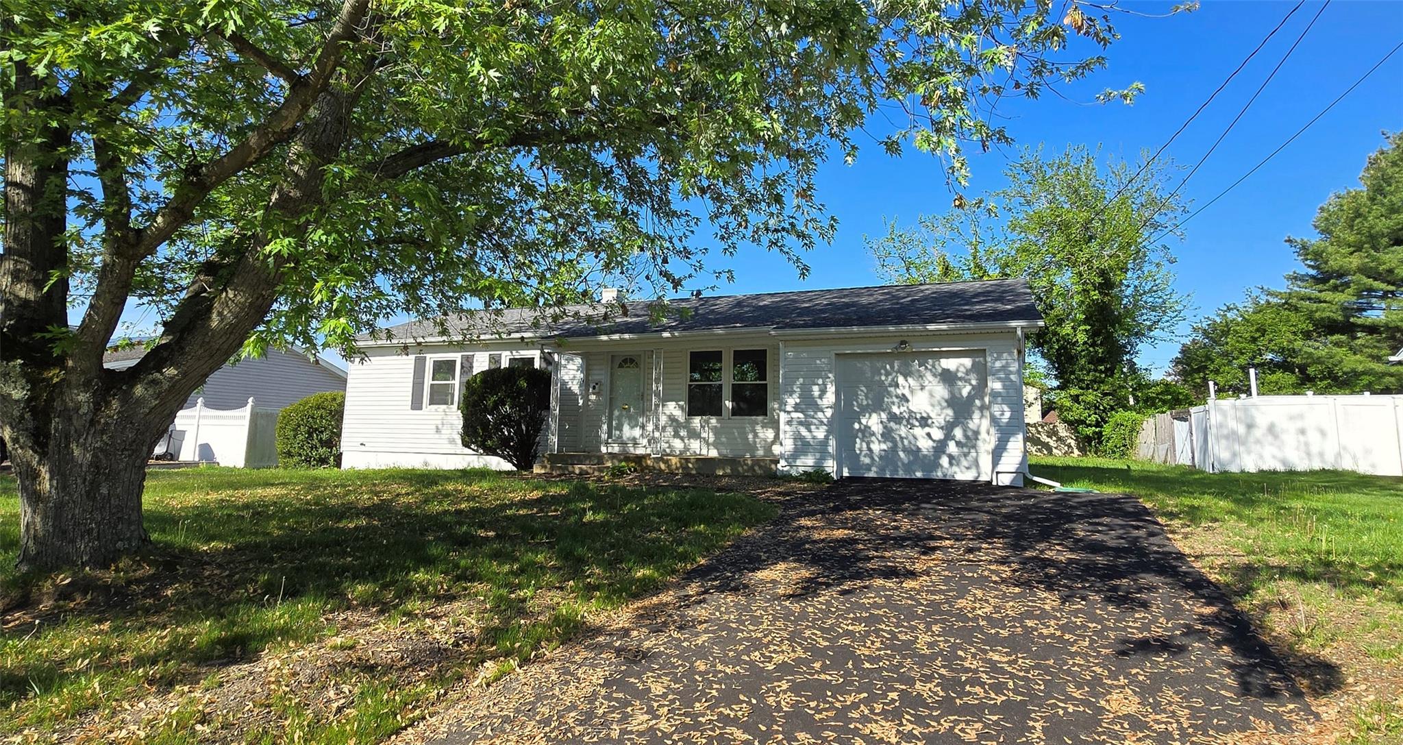 74 Clifton Place, Port Jefferson Station, NY 11776