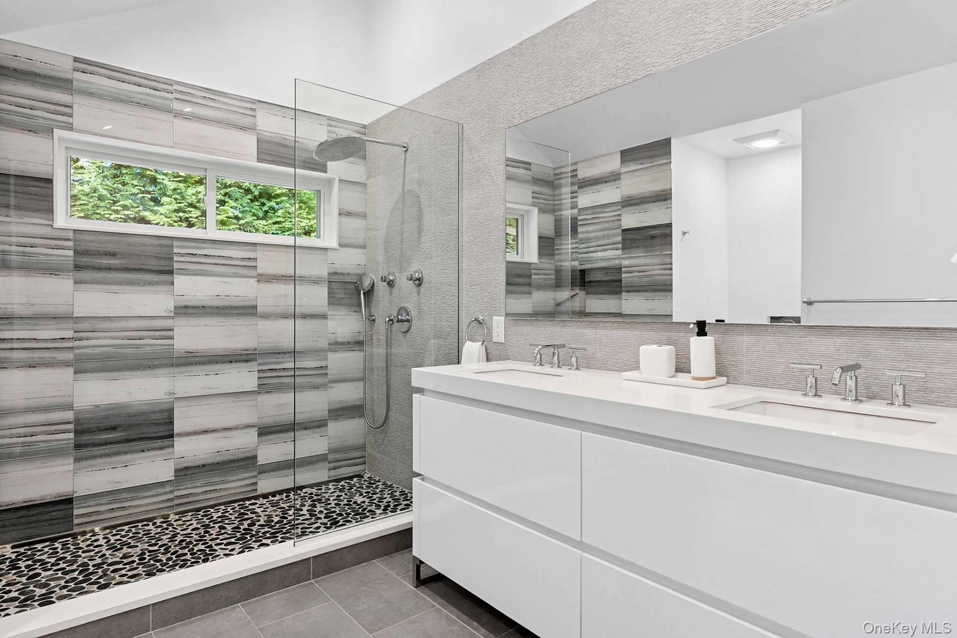 138 Sea Farm Lane, Bridgehampton, NY 11932